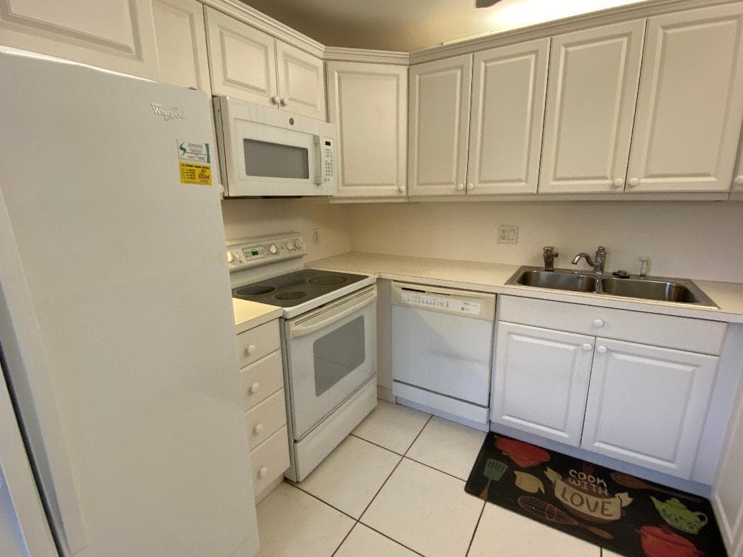 3043 Berkshire C, Deerfield Beach, FL 33442 — photo 5 of 46