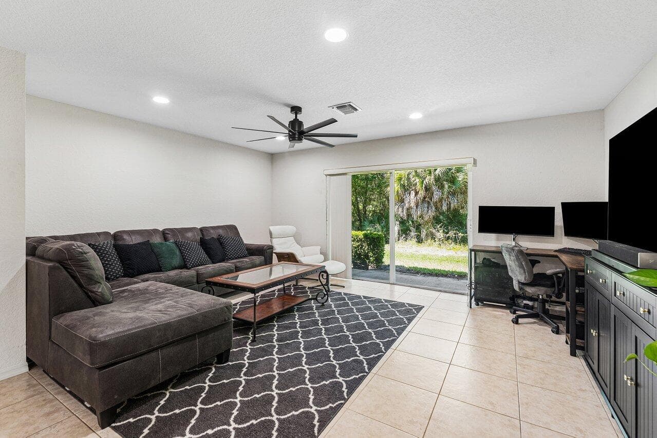 2764 SE Birmingham Drive, Stuart, FL 34994 — photo 3 of 25