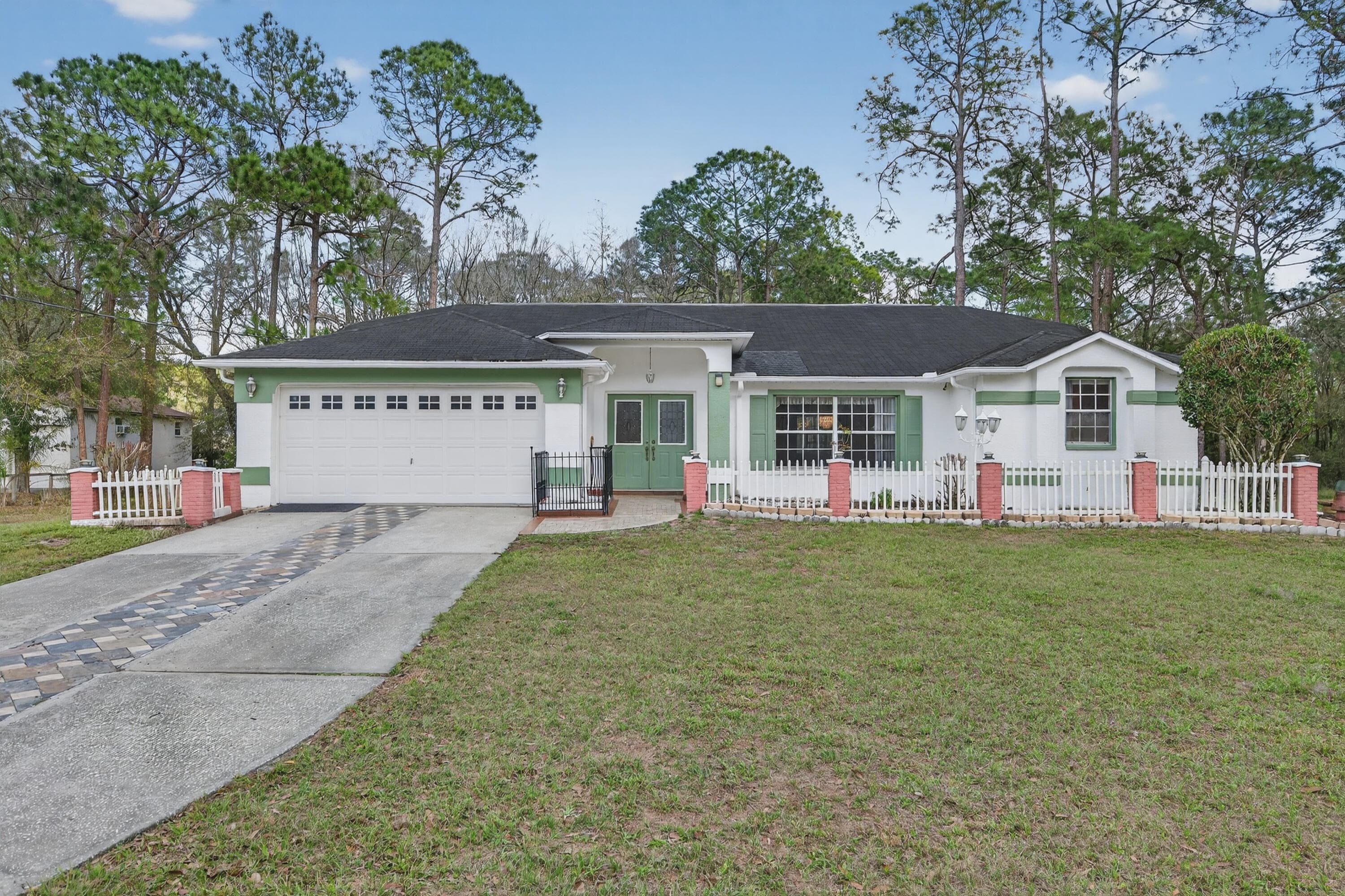 8016 West Drive, Wesley Chapel, FL 33544 — photo