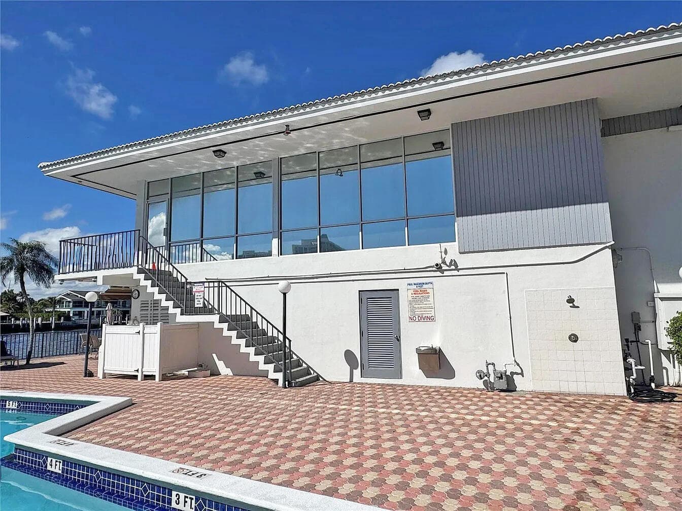 3113 S Ocean Drive 504, Hallandale Beach, FL 33009 — photo 25 of 40