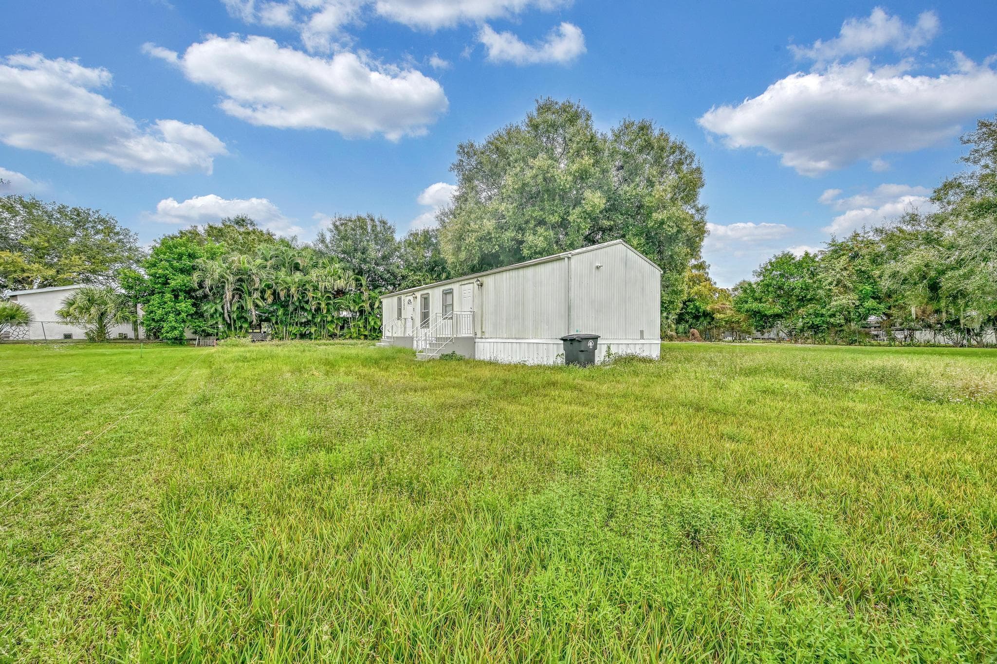 585 NW Avenue D, Moore Haven, FL 33471 — photo 15 of 40