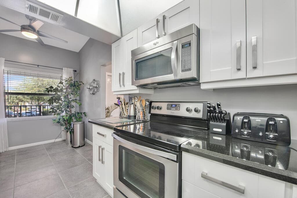 7915 Willow Spring Drive 1223, Lake Worth, FL 33467 — photo 11 of 29