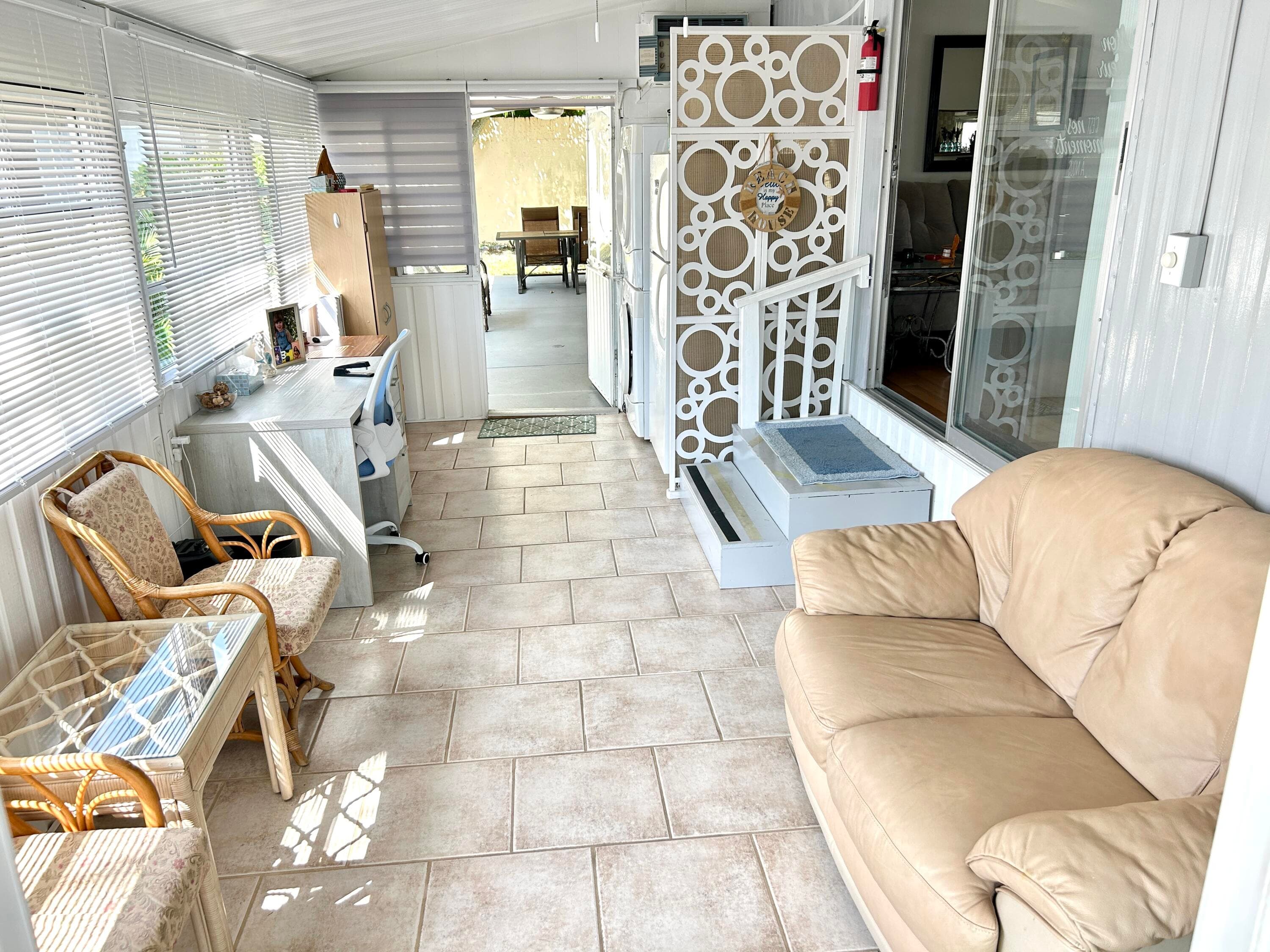 615 Alamanda Lane, Deerfield Beach, FL 33442 — photo 10 of 38