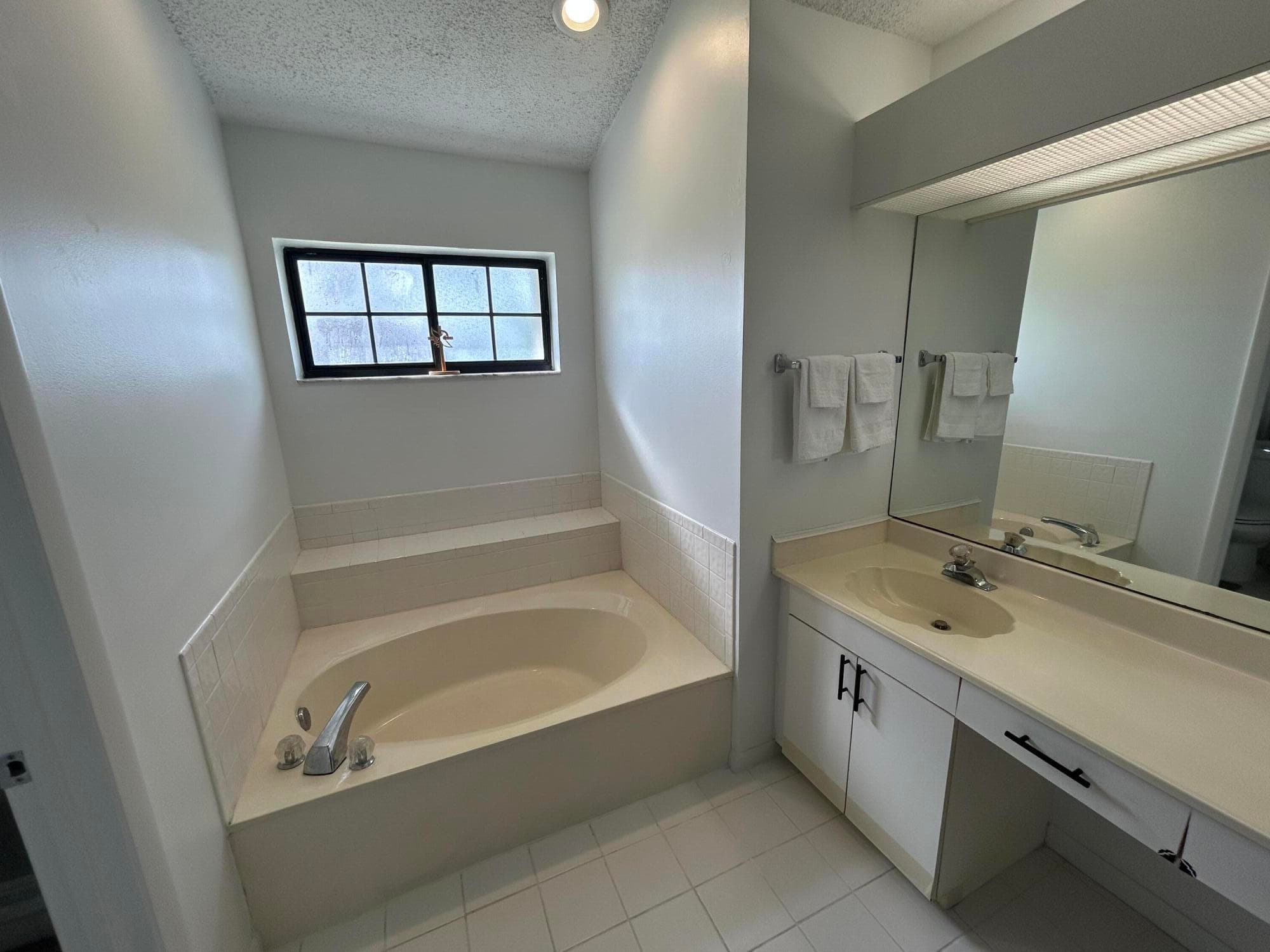 7207 Le Chalet Boulevard, Boynton Beach, FL 33472 — photo 12 of 31