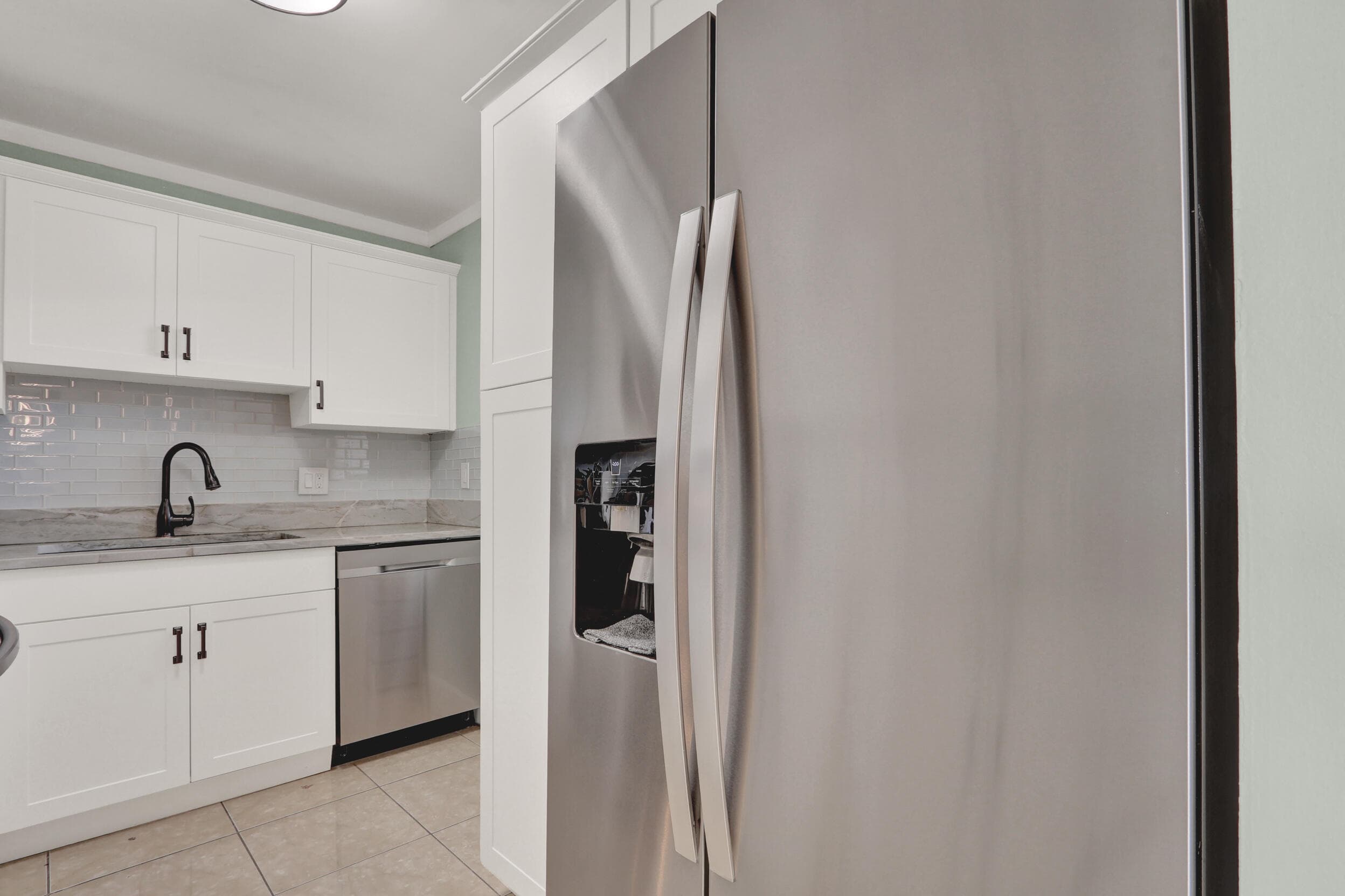 502 Davis Road 12, Palm Springs, FL 33461 — photo 11 of 23