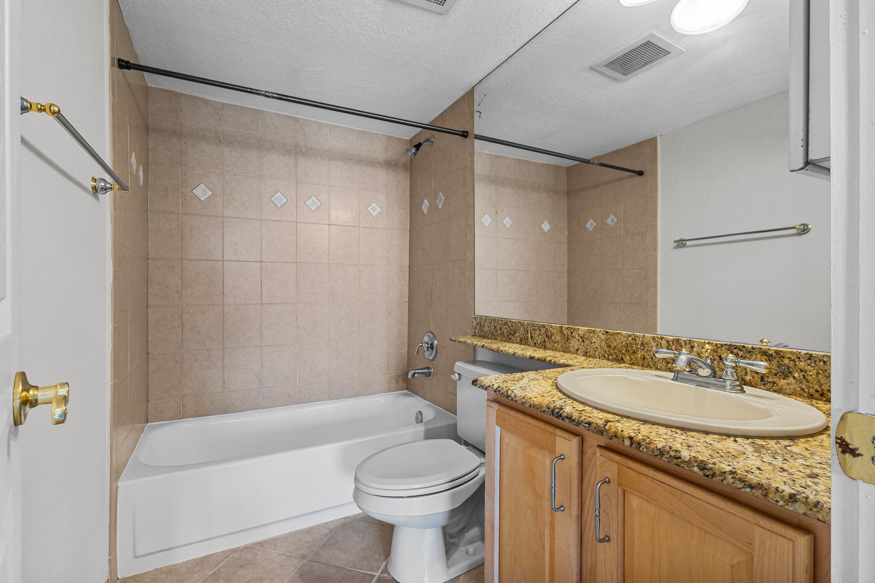 1515 E Broward Boulevard 426, Fort Lauderdale, FL 33301 — photo 12 of 32