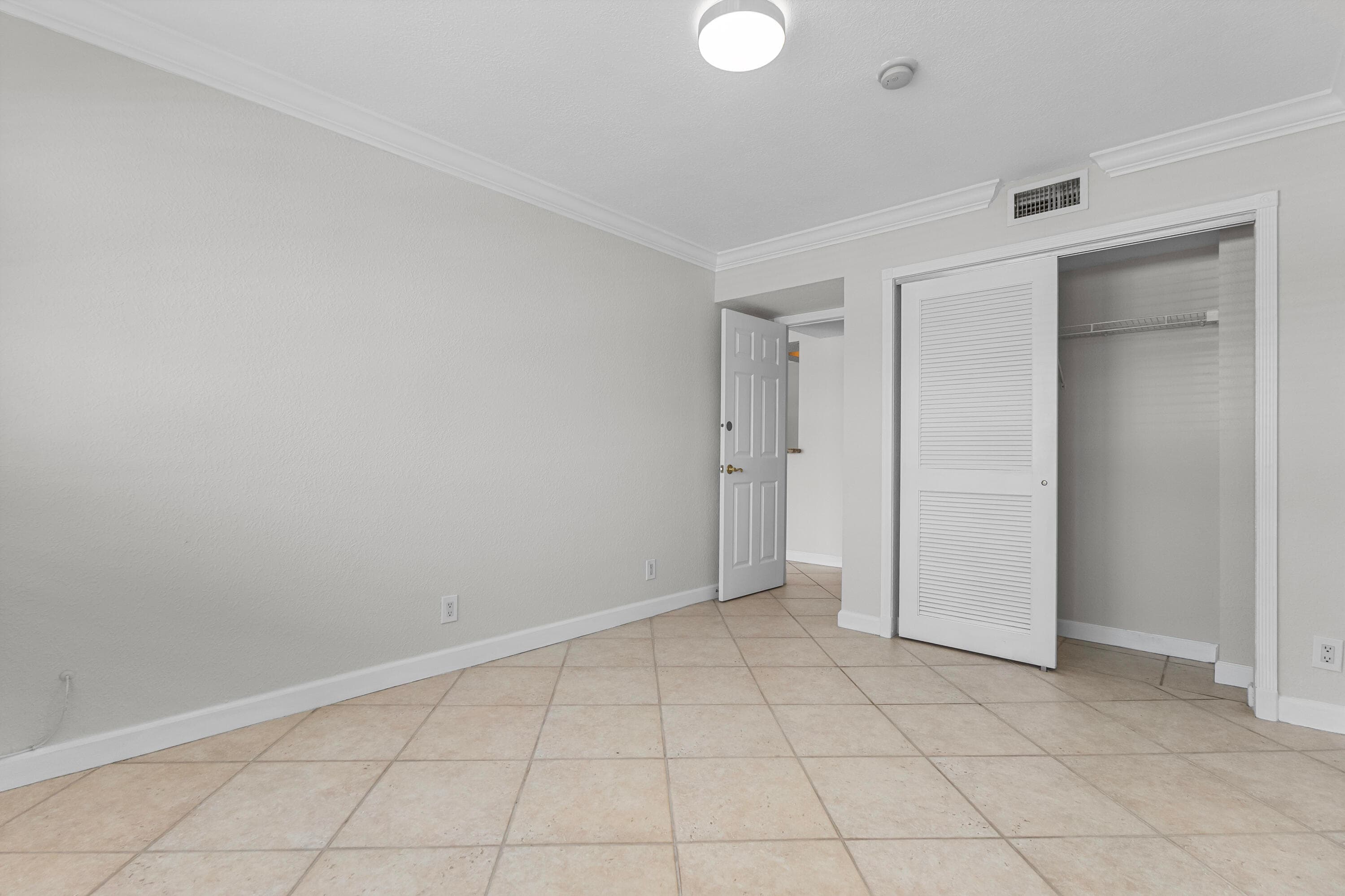 1515 E Broward Boulevard 426, Fort Lauderdale, FL 33301 — photo 24 of 32