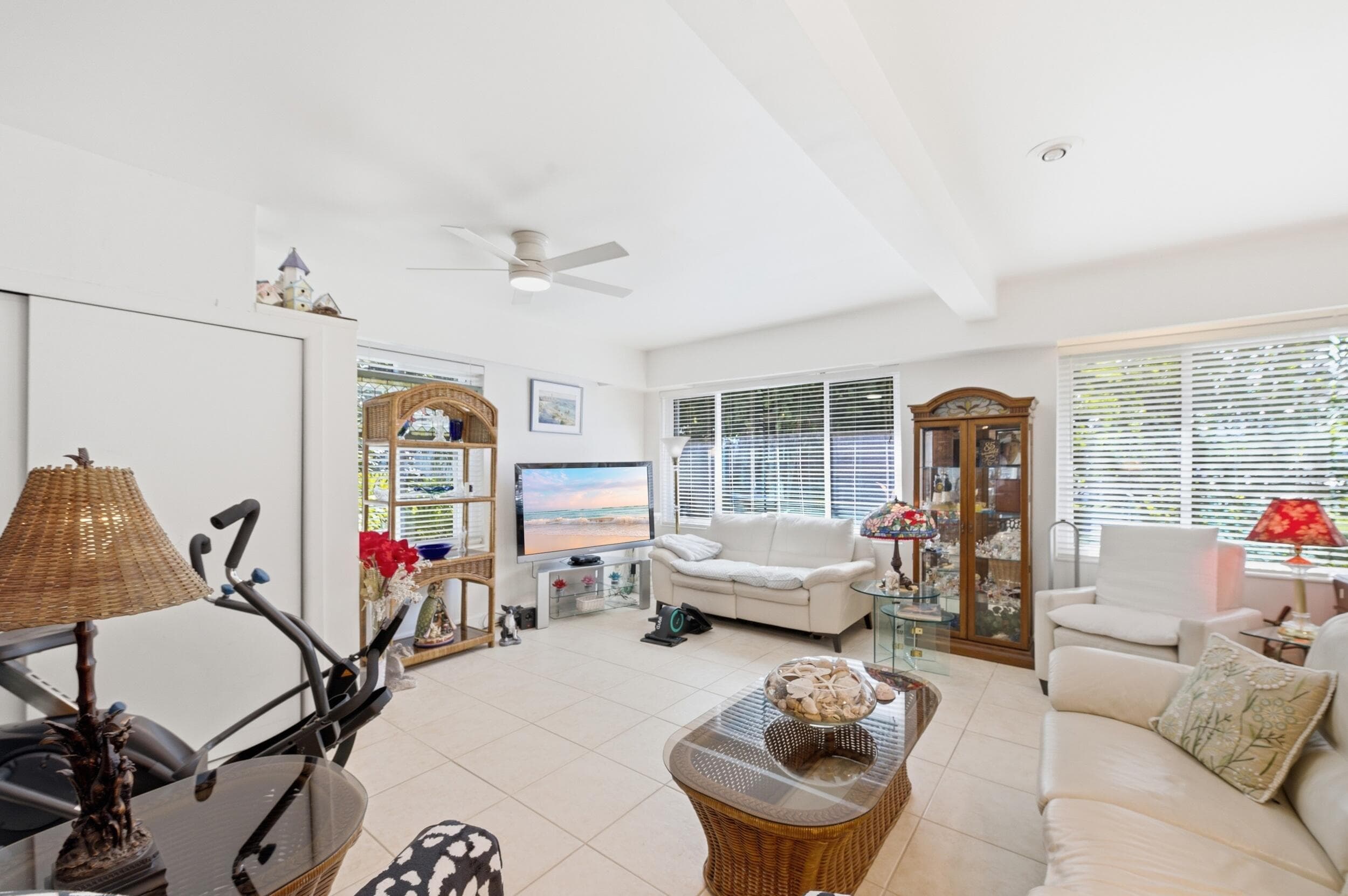 2680 NE 16th Street, Pompano Beach, FL 33062 — photo 11 of 12