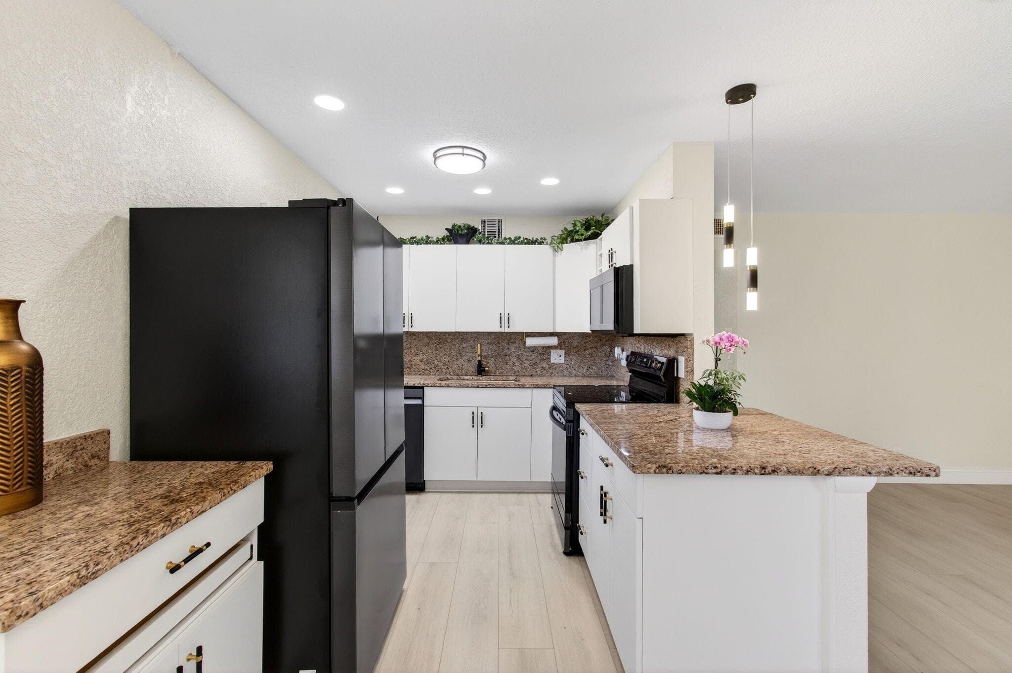 225 Seville Boulevard J, Delray Beach, FL 33446 — photo 7 of 37
