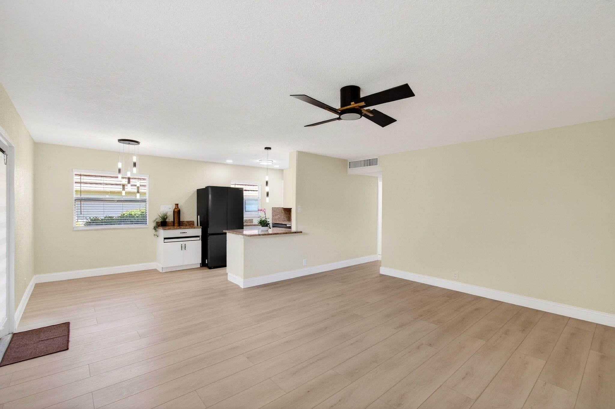 225 Seville Boulevard J, Delray Beach, FL 33446 — photo 11 of 37