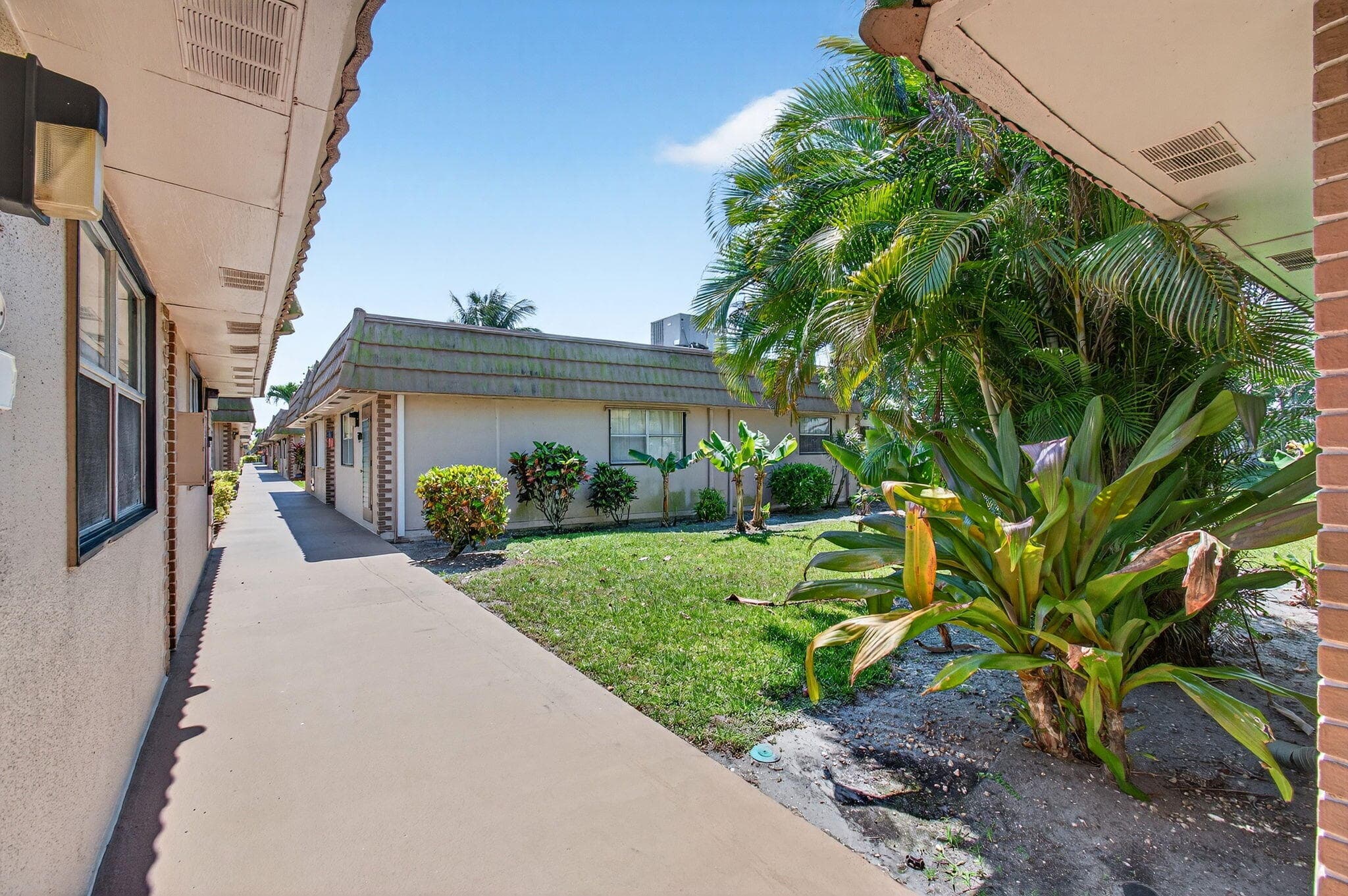 225 Seville Boulevard J, Delray Beach, FL 33446 — photo 31 of 37