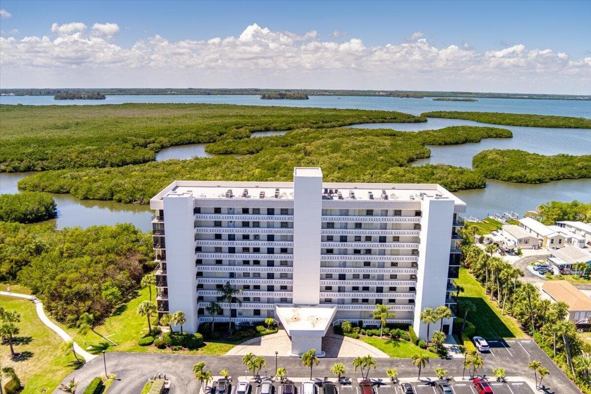 5059 N Hwy A1a 401, Hutchinson Island, FL 34949 — photo 52 of 72