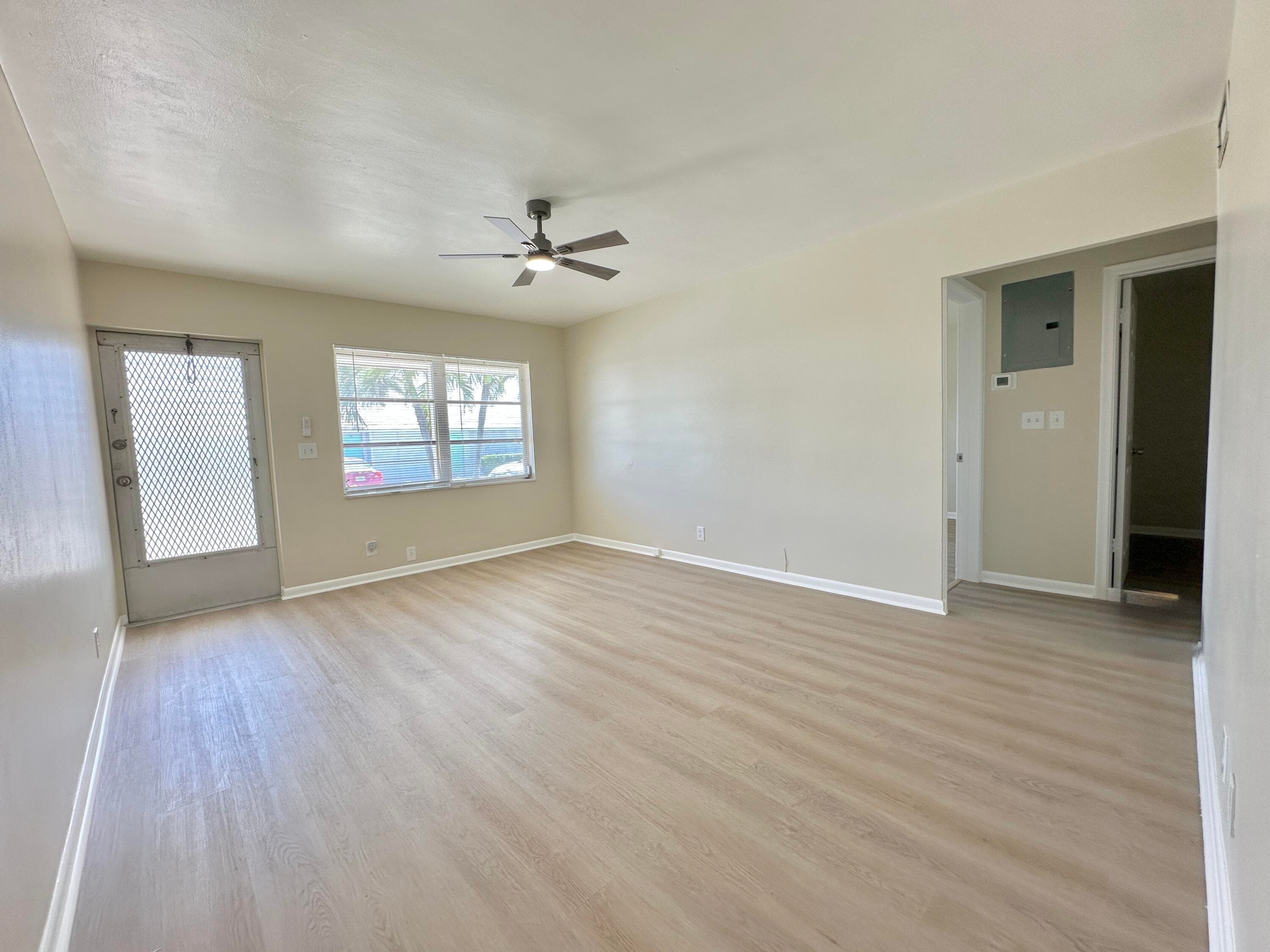 728 Ridge Road 31, Lantana, FL 33462 — photo 6 of 24