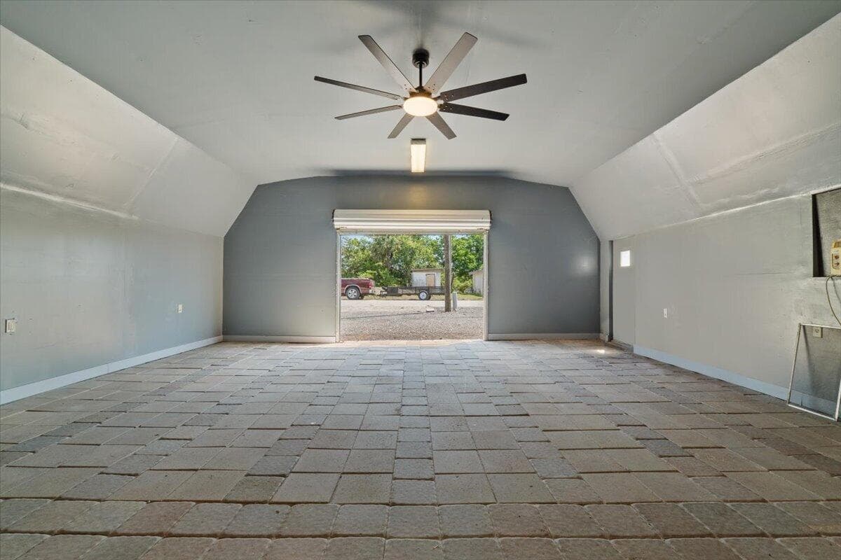 1023 Lee Street, Moore Haven, FL — photo 13 of 25