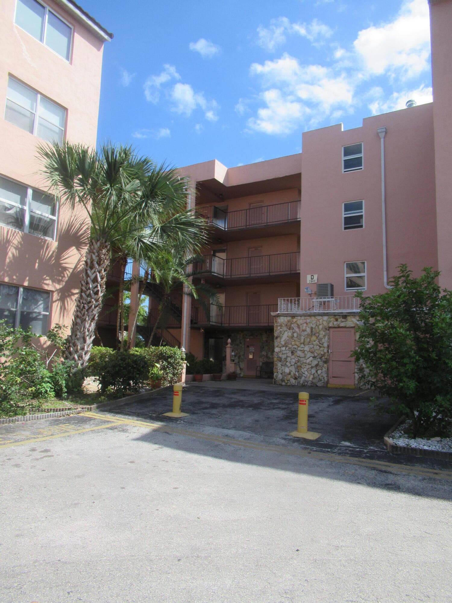 2841 Somerset Drive 205, Lauderdale Lakes, FL 33311 — photo 2 of 23