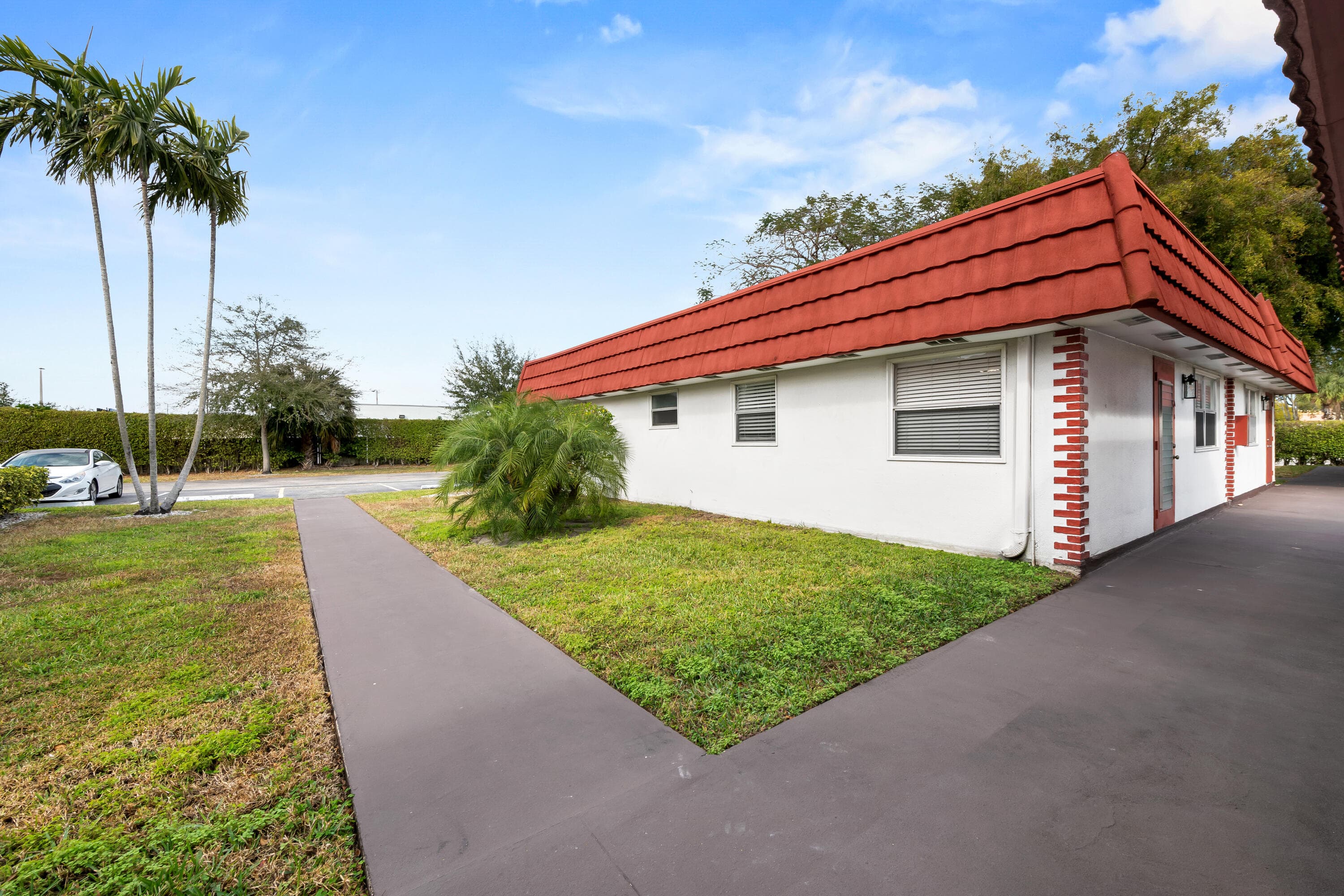 4 Seville Terrace 4, Delray Beach, FL 33446 — photo 3 of 40