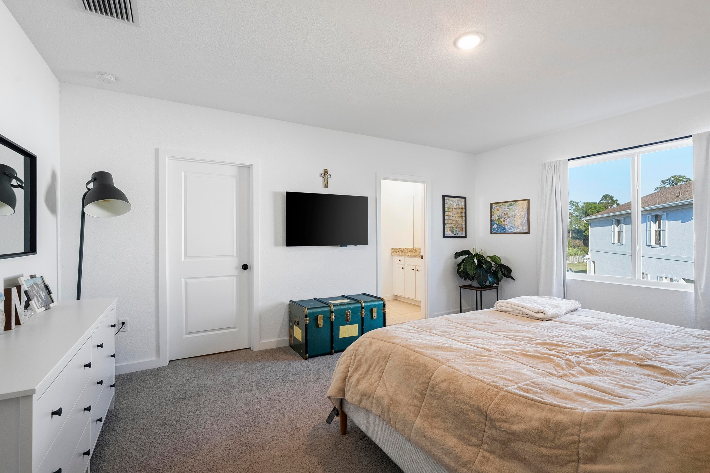 649 NE Waters Edge Lane, Port St. Lucie, FL 34983 — photo 18 of 41