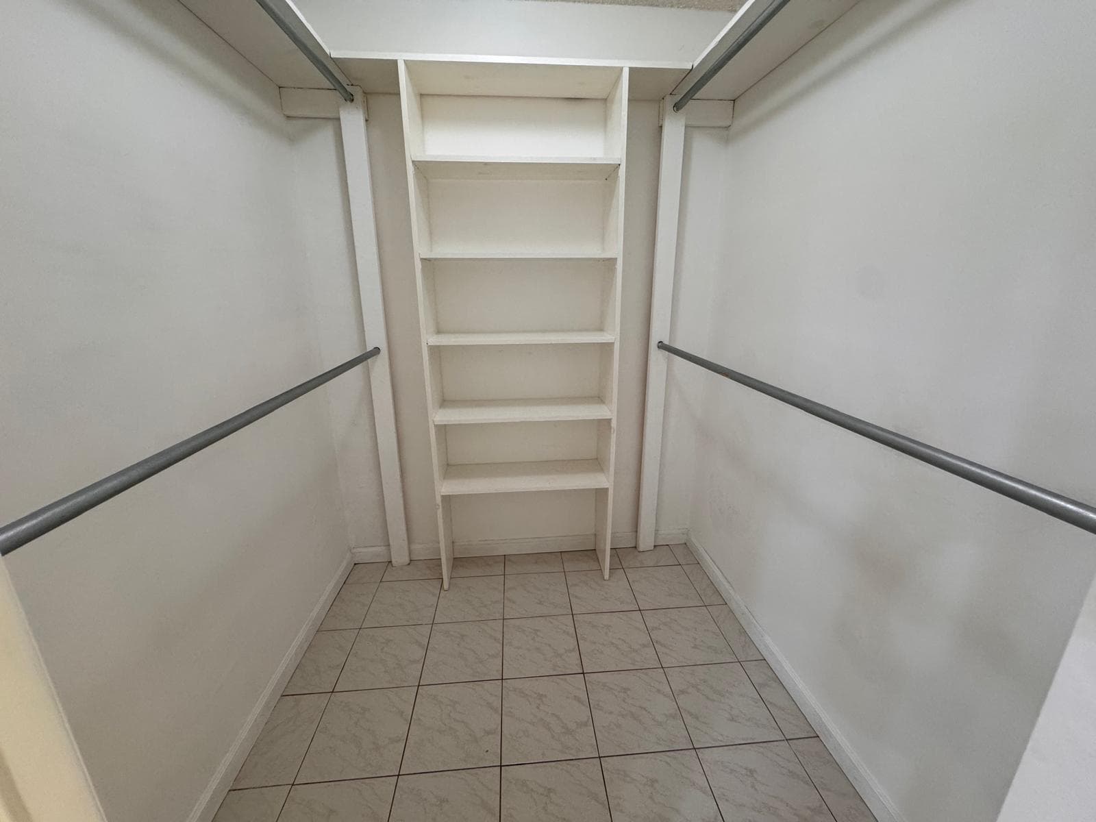 901 Cypress Terrace 103, Pompano Beach, FL 33069 — photo 12 of 28