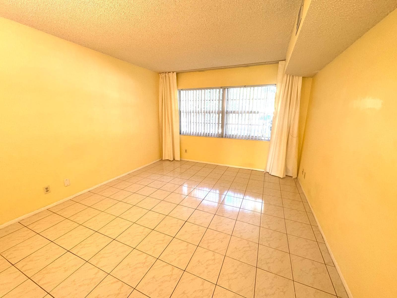 901 Cypress Terrace 103, Pompano Beach, FL 33069 — photo 17 of 28