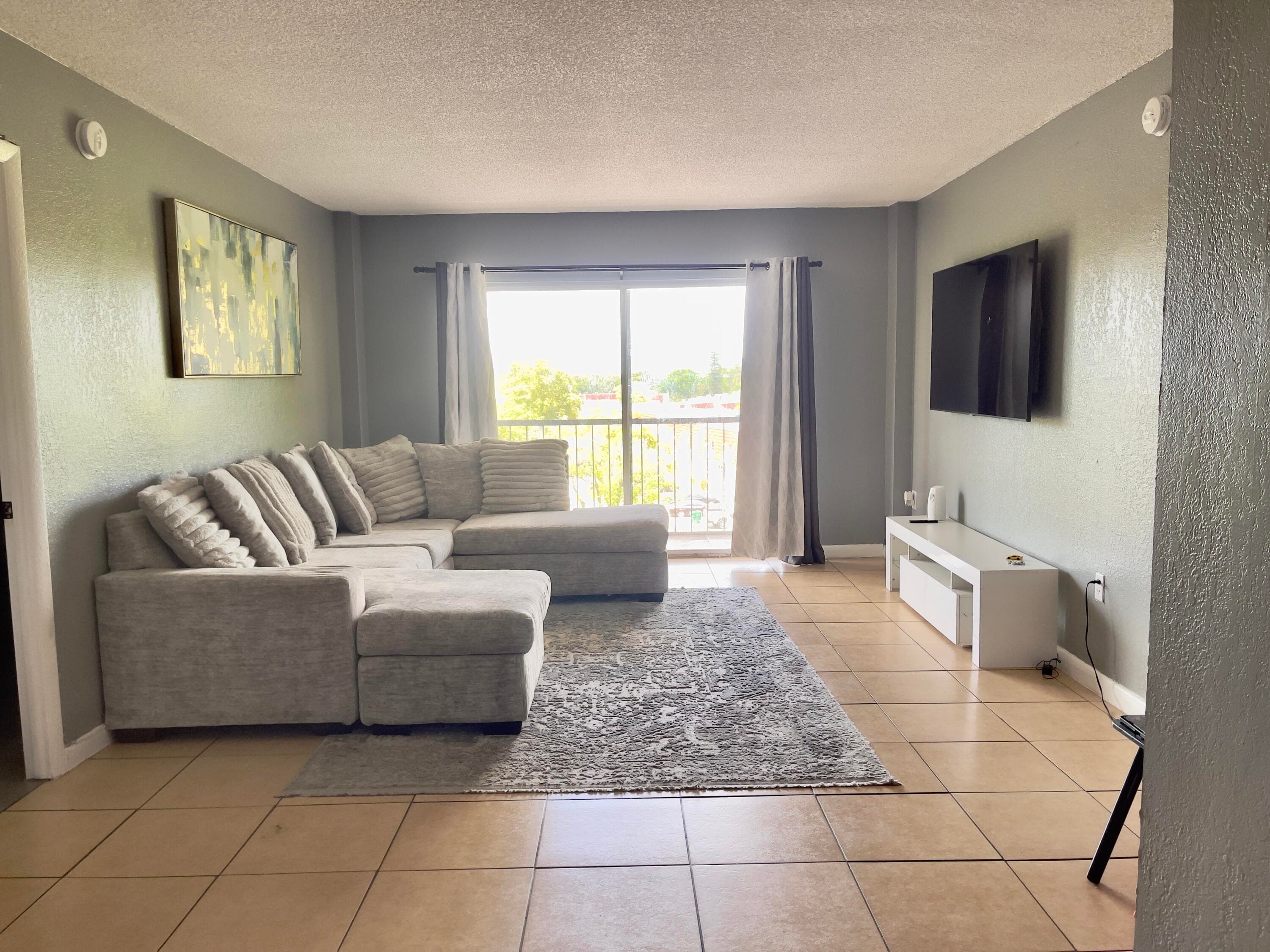 4172 Inverrary Drive 507, Lauderhill, FL 33319 — photo 2 of 12