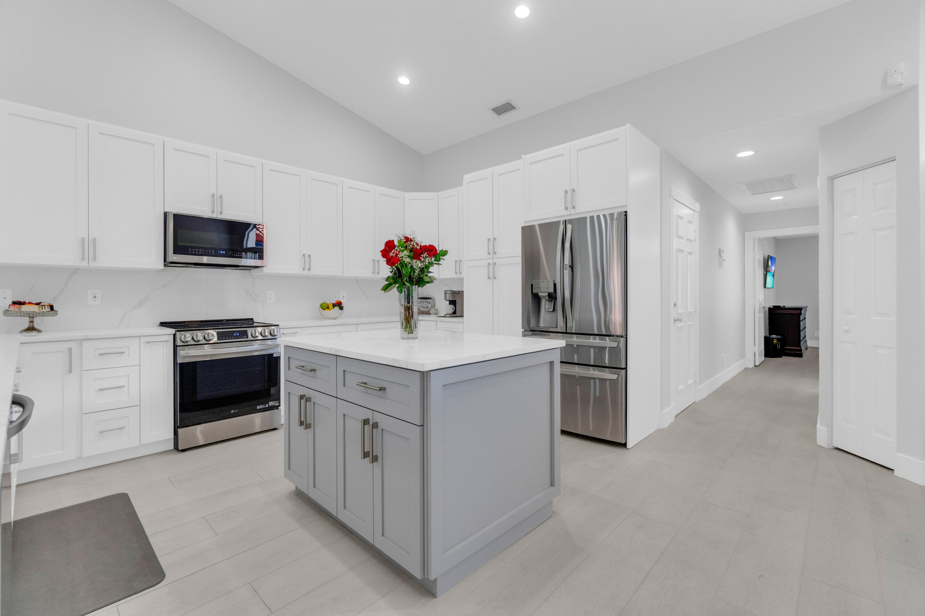 8224 Via Bella, Boca Raton, FL 33496 — photo 6 of 68
