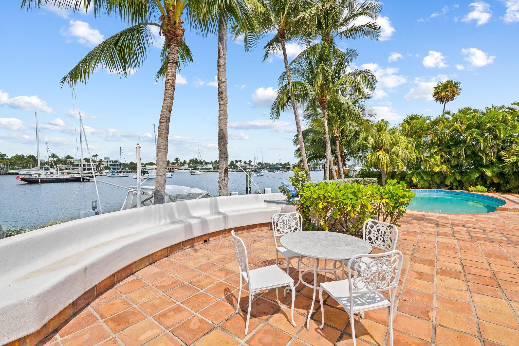 1511 E Lake Drive, Fort Lauderdale, FL 33316 — photo 11 of 29