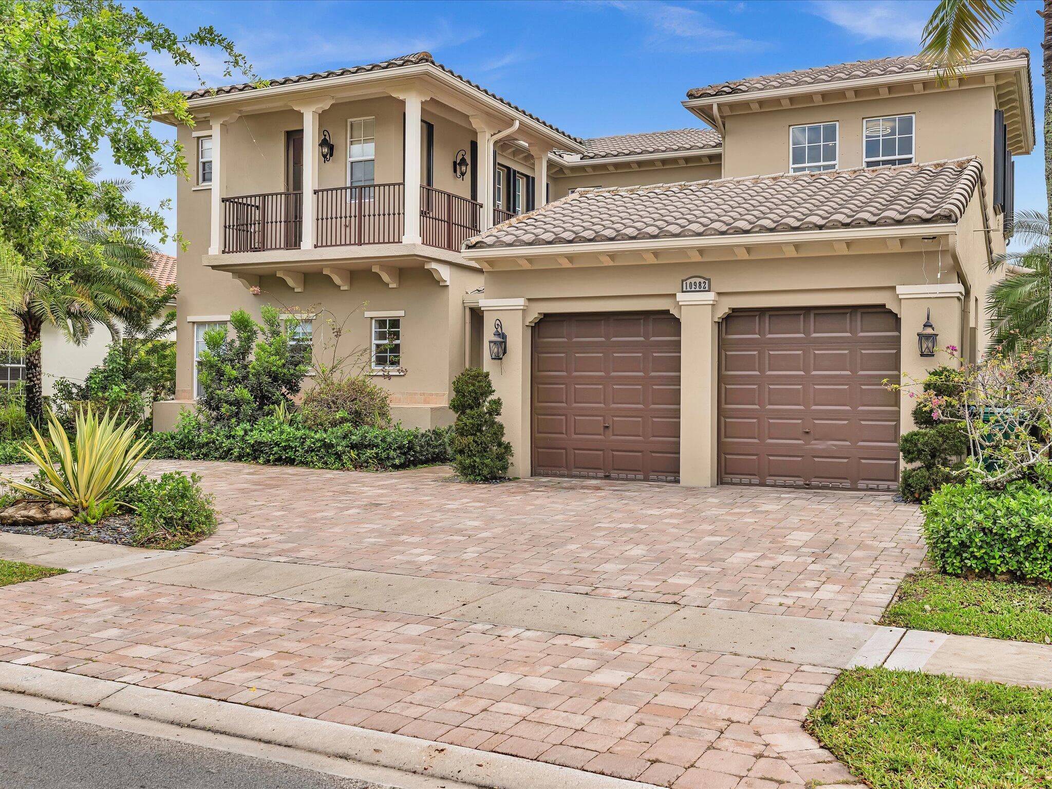10982 NW 81st Manor, Parkland, FL 33076 — photo 3 of 76