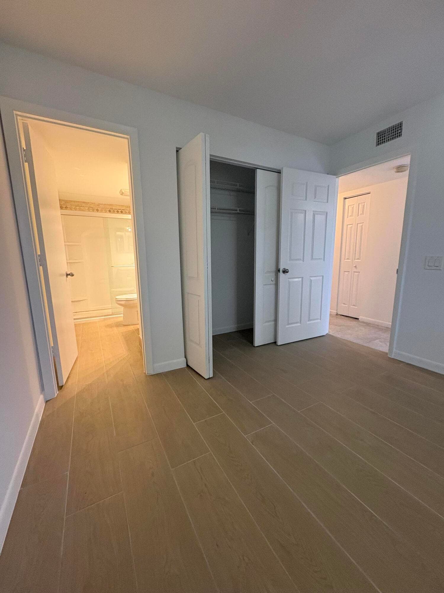 661 Waterside Drive, Hypoluxo, FL 33462 — photo 4 of 9