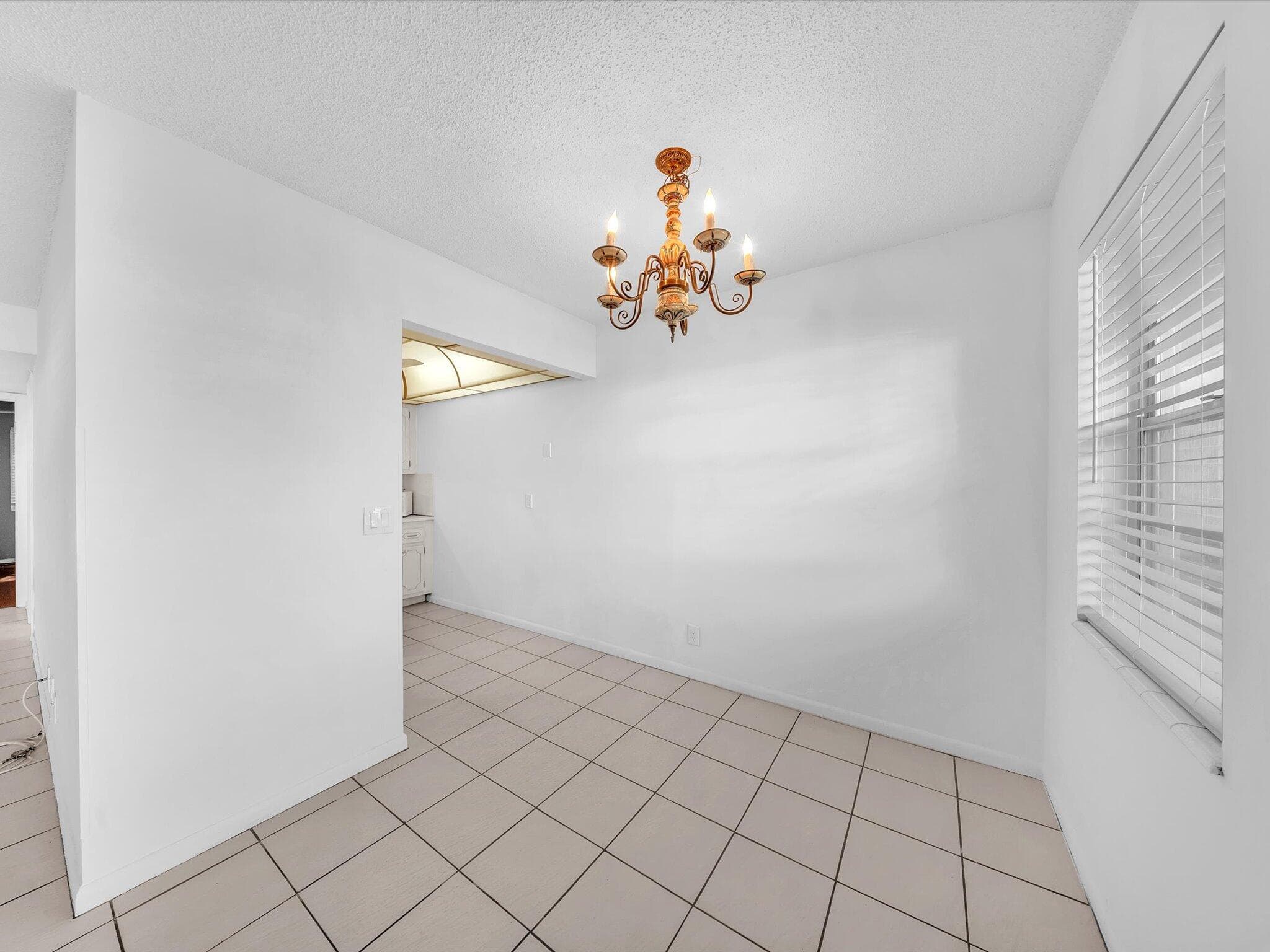 43 Windsor C, West Palm Beach, FL 33417 — photo 6 of 45