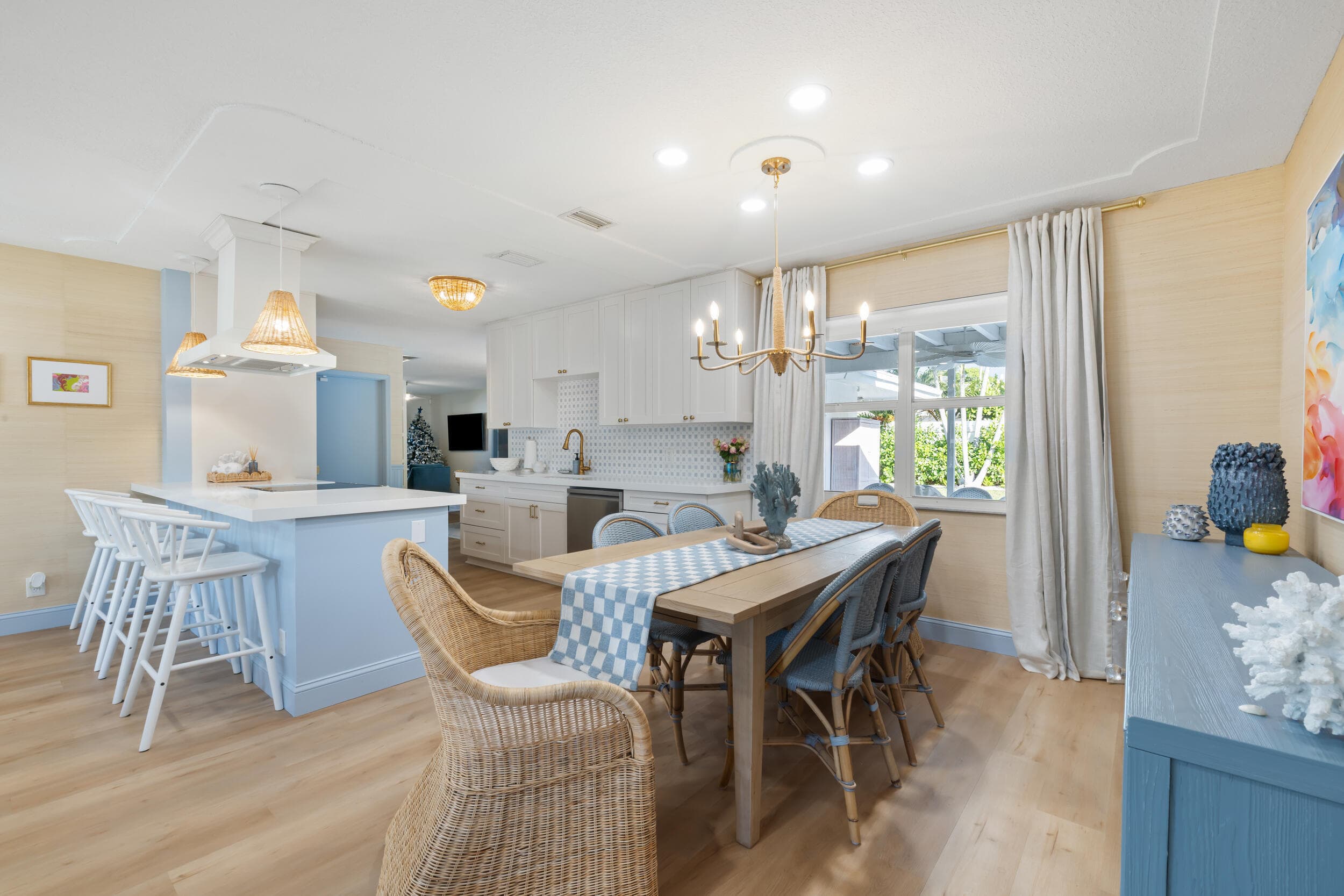 2512 SW 5th Street, Boynton Beach, FL 33435 — photo 10 of 38