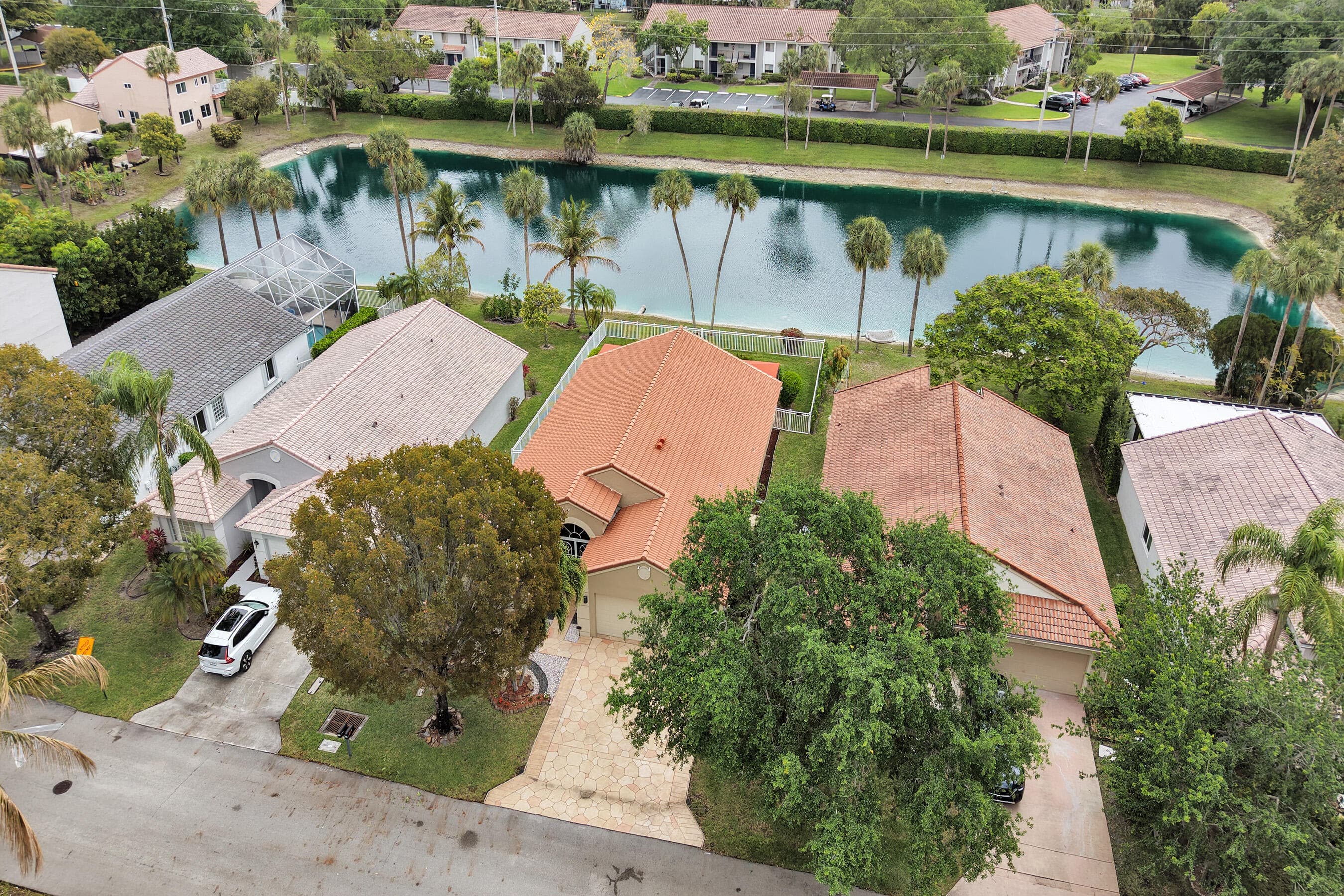 600 NW 45th Avenue, Deerfield Beach, FL 33442 — photo 2 of 80
