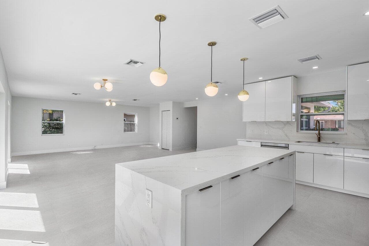 46 SW 9th Avenue, Boca Raton, FL 33486 — photo 11 of 41