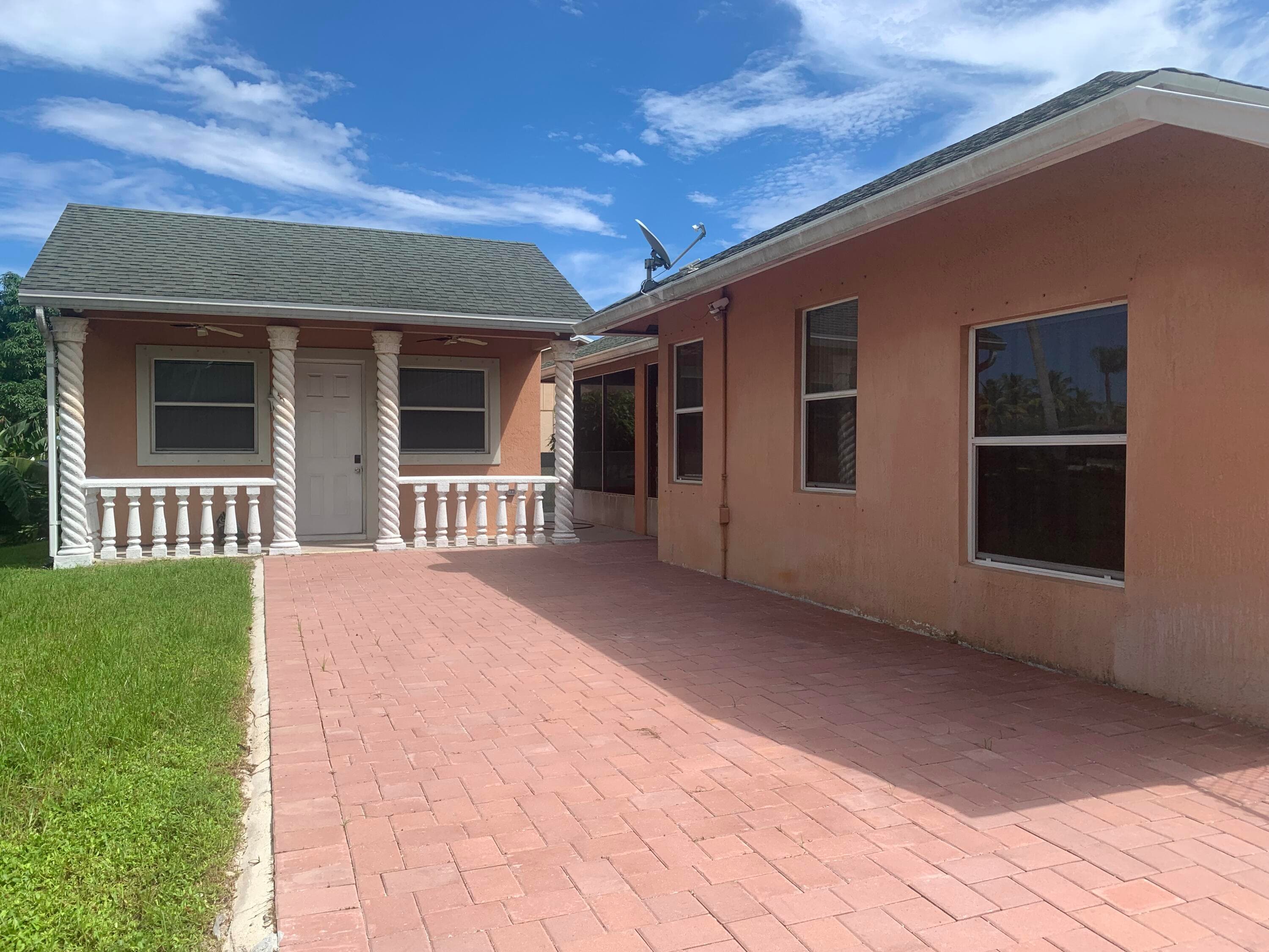 2215 Hypoluxo Rd Road, Lantana, FL 33462 — photo 8 of 49