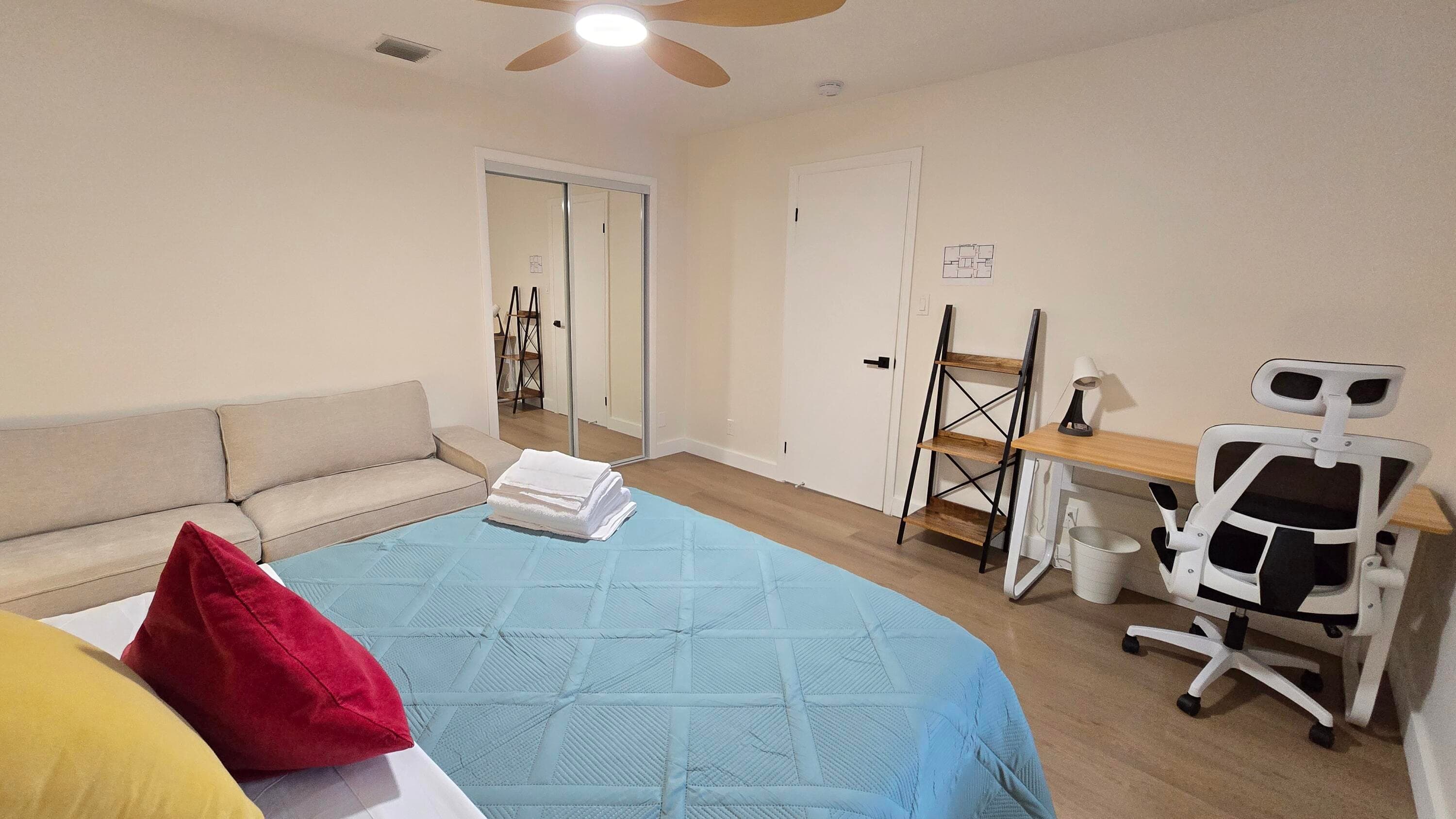 1236 NE 12th Avenue B, Fort Lauderdale, FL 33304 — photo 13 of 21