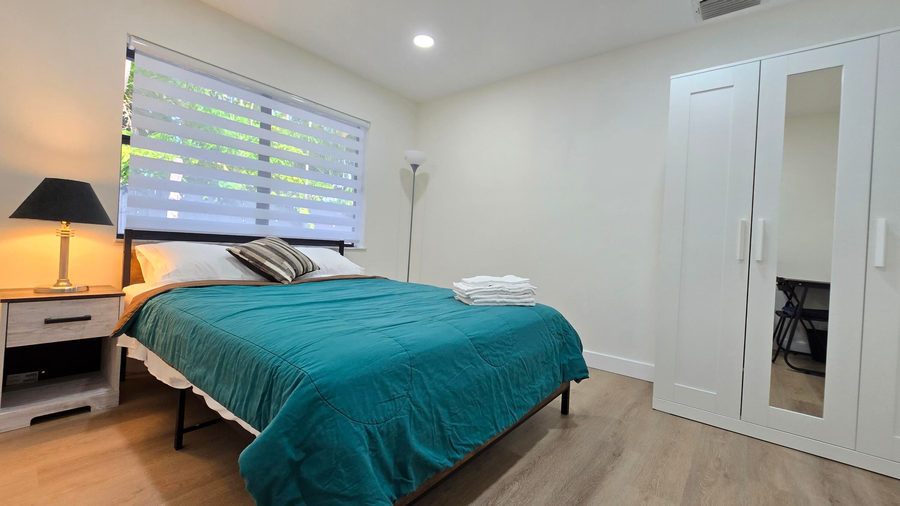 1236 NE 12th Avenue B, Fort Lauderdale, FL 33304 — photo 15 of 21