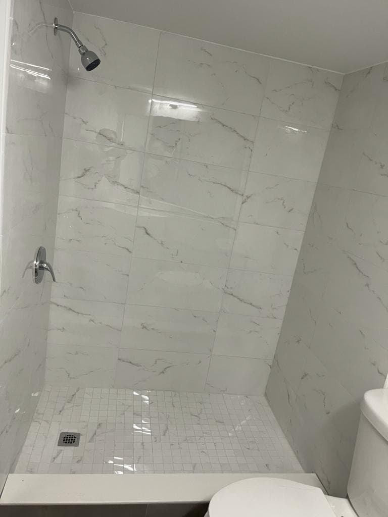 9640 NW 2 Street 208, Pembroke Pines, FL 33024 — photo 9 of 18
