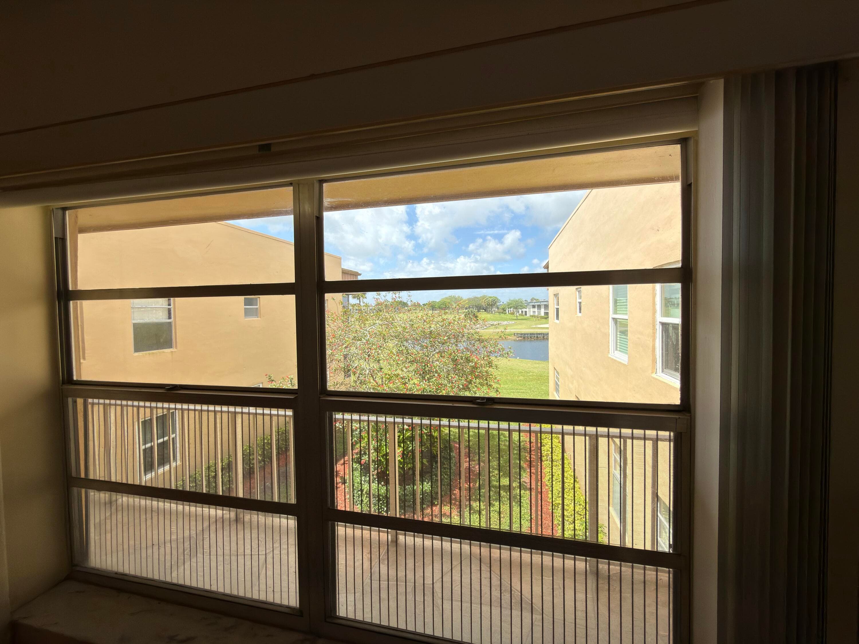 465 Flanders J, Delray Beach, FL 33484 — photo 5 of 16