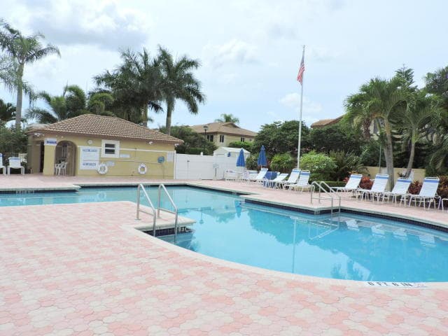 6707 Via Regina, Boca Raton, FL 33433 — photo 12 of 13