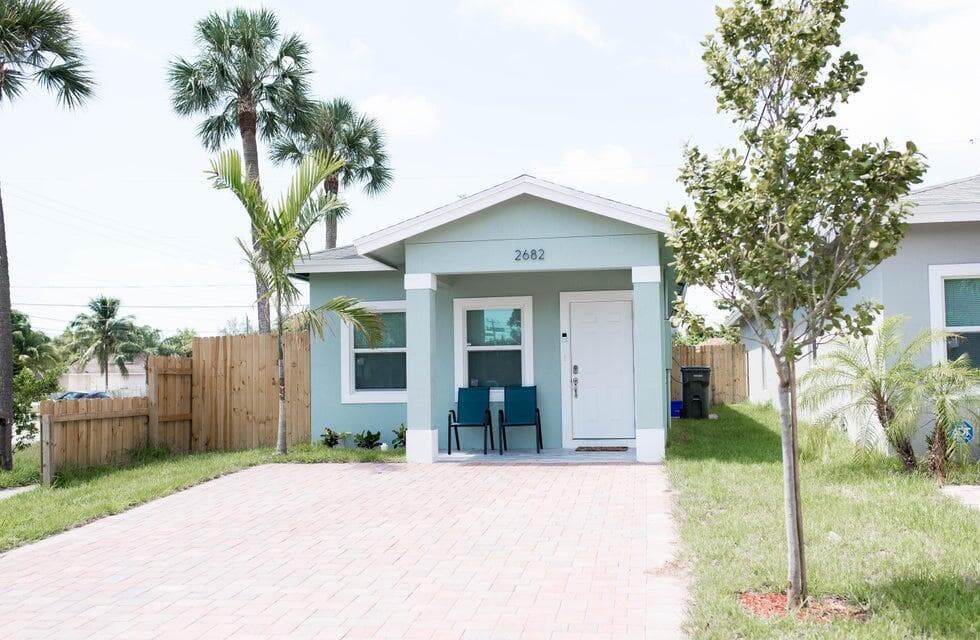 2682 Nokomis Avenue, Westgate, FL 33409 — photo