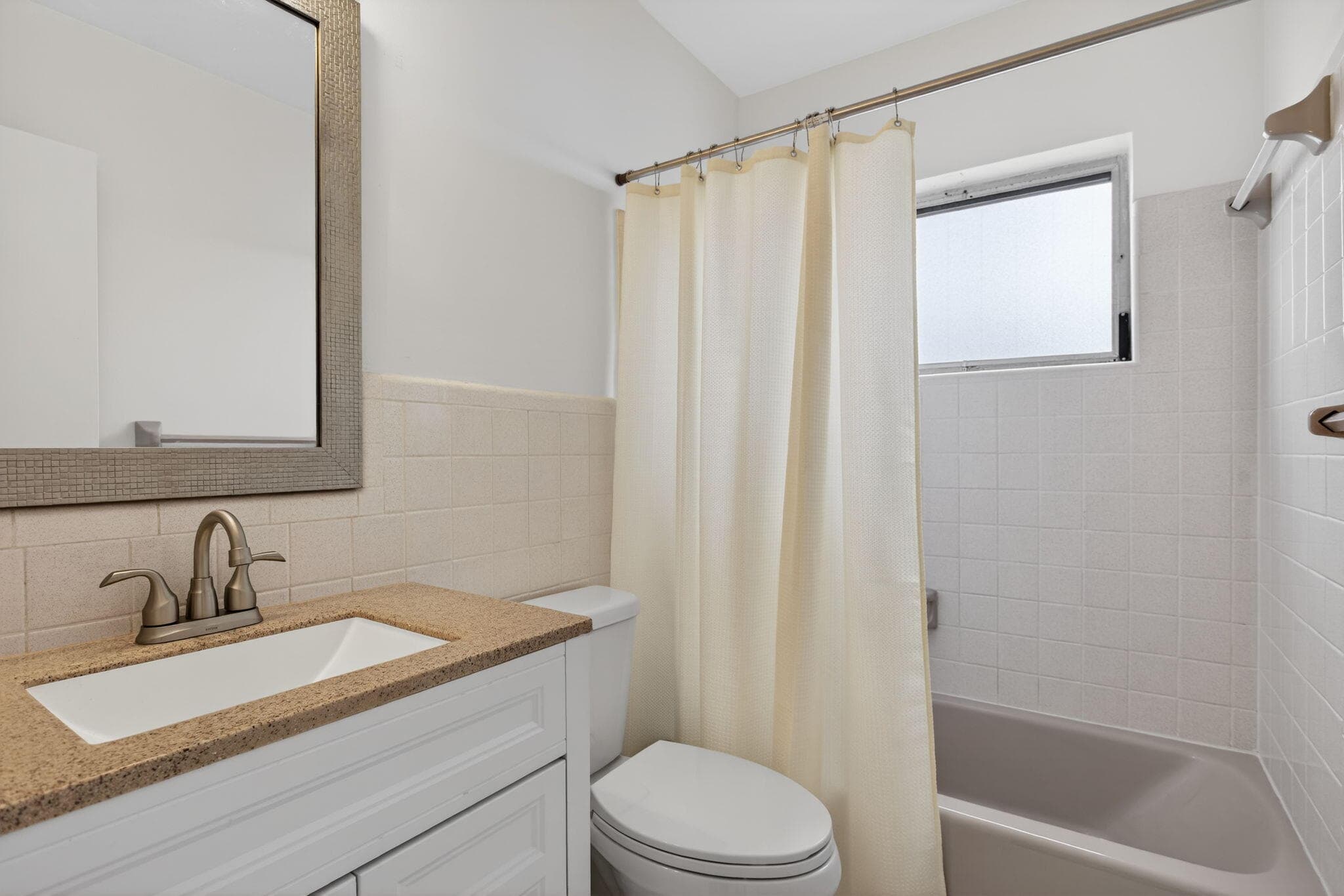371 SE 1st Avenue, Pompano Beach, FL 33060 — photo 15 of 43