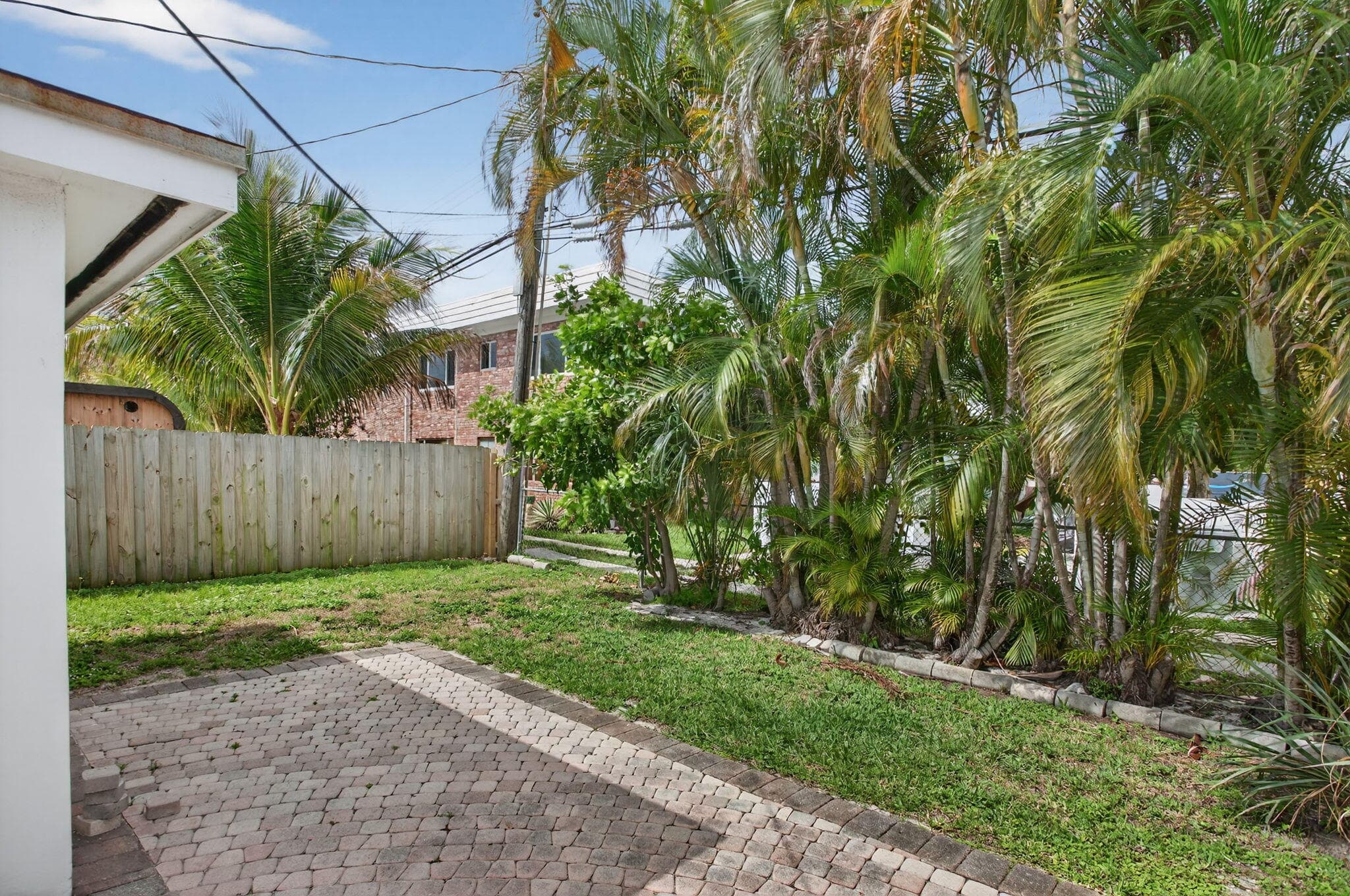 371 SE 1st Avenue, Pompano Beach, FL 33060 — photo 21 of 43