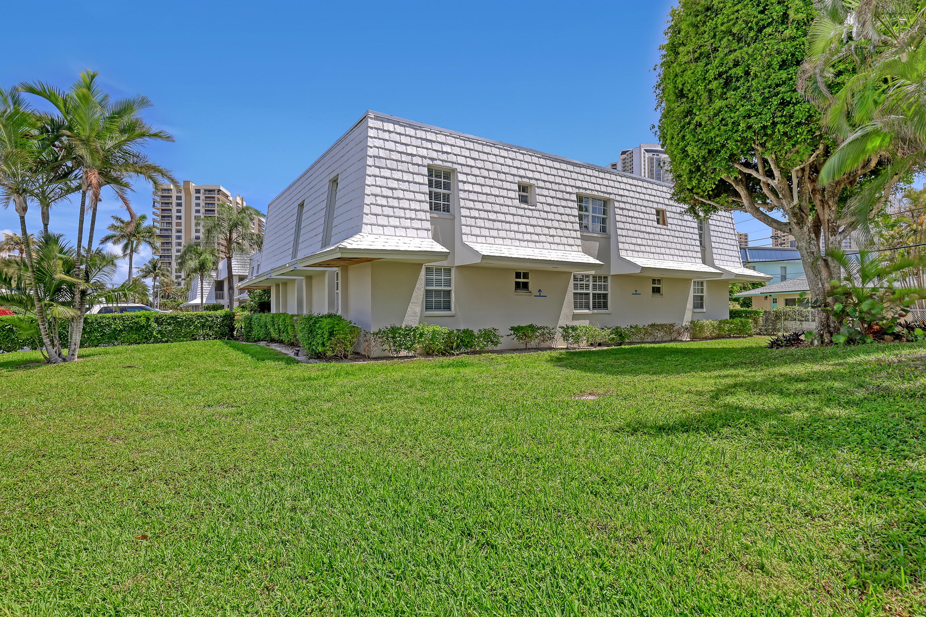 1250 Sugar Sands Boulevard 207, Singer Island, FL 33404 — photo 22 of 42