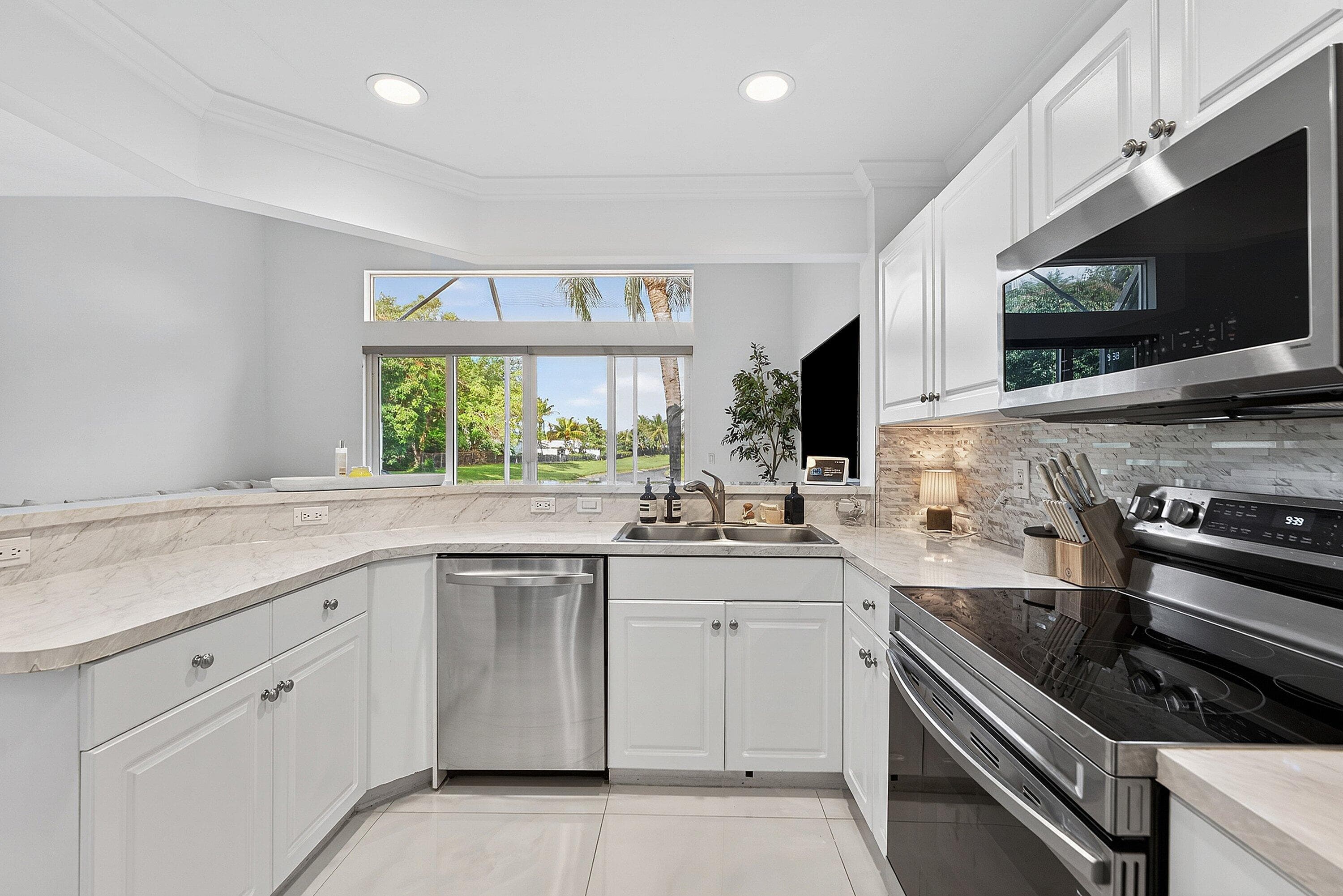 10123 N Military Trail, Palm Beach Gardens, FL 33410 — photo 5 of 29