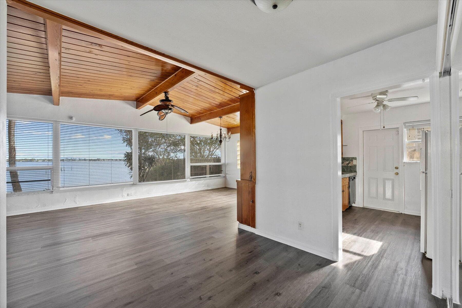 101 S Colorado Avenue, Stuart, FL 34994 — photo 7 of 17