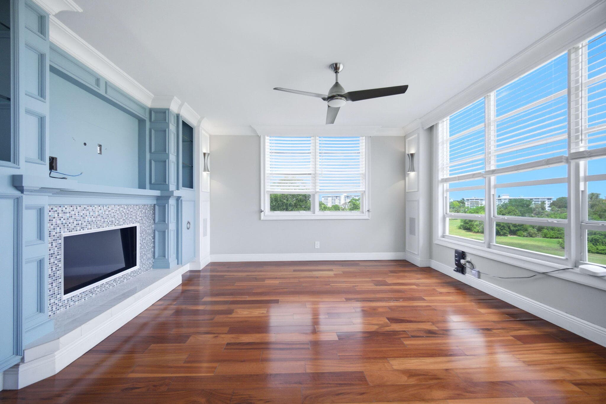 2901 S Palm Aire Drive, Pompano Beach, FL 33069 — photo 12 of 35