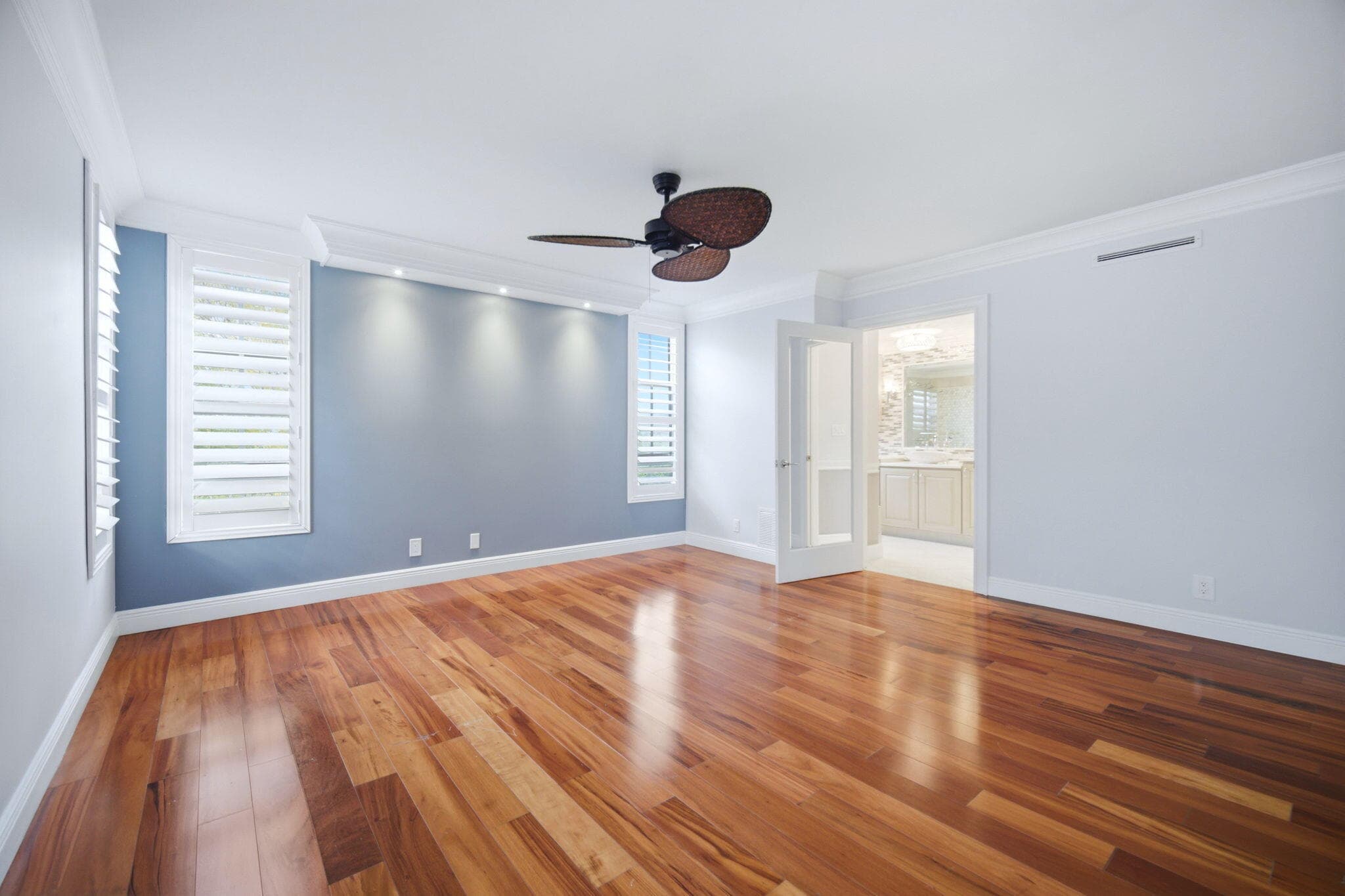 2901 S Palm Aire Drive, Pompano Beach, FL 33069 — photo 22 of 35