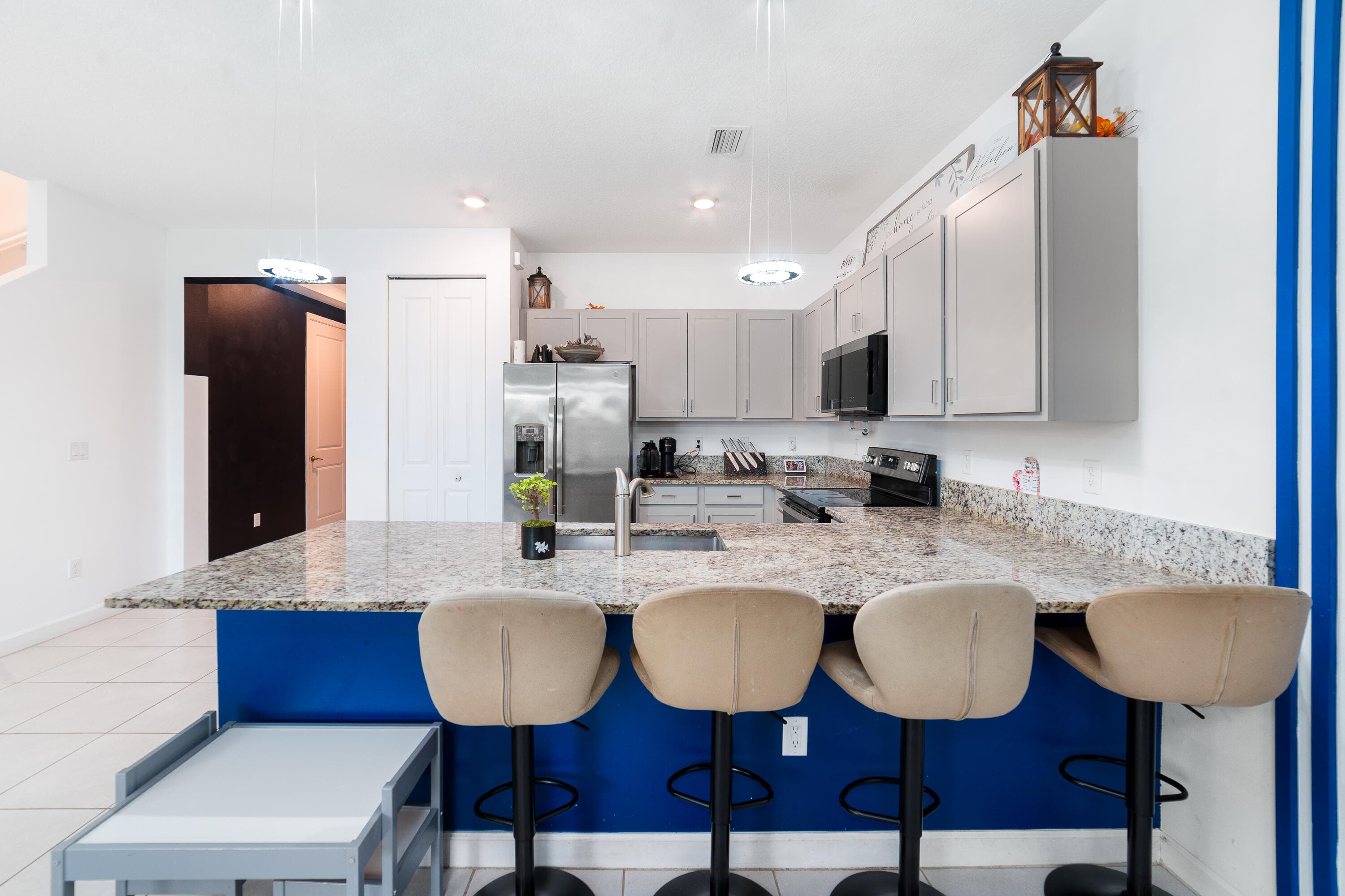 2024 Sugar Maple Drive, Riviera Beach, FL 33410 — photo 11 of 38