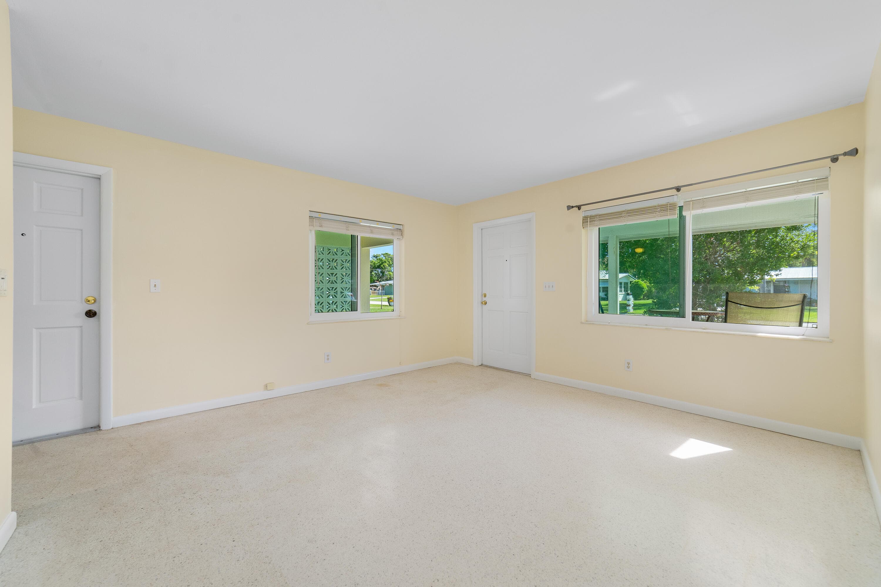 1751 5th Avenue, Vero Beach, FL 32960 — photo 5 of 30