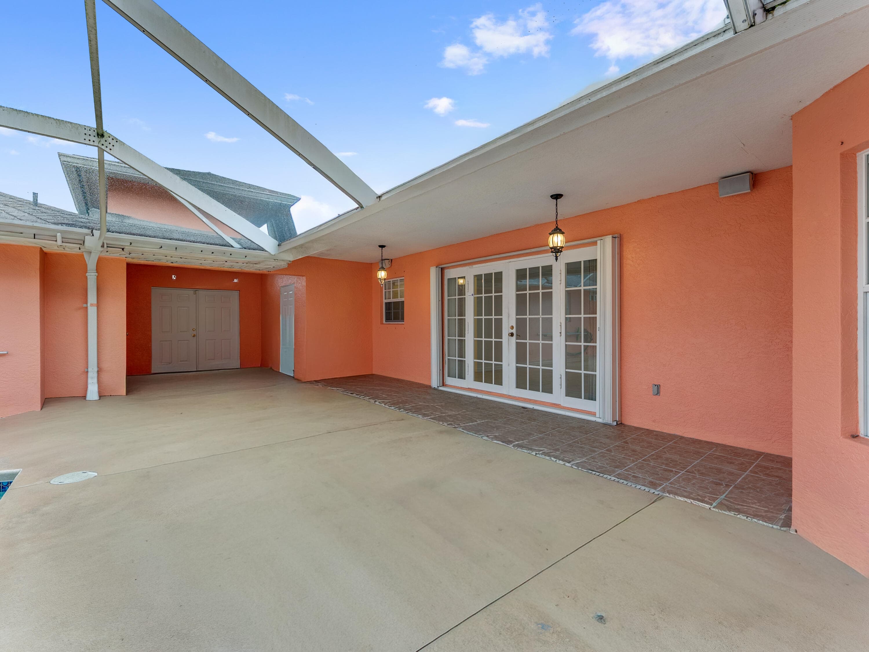 430 SE Thanksgiving Avenue, Port St. Lucie, FL 34984 — photo 7 of 38