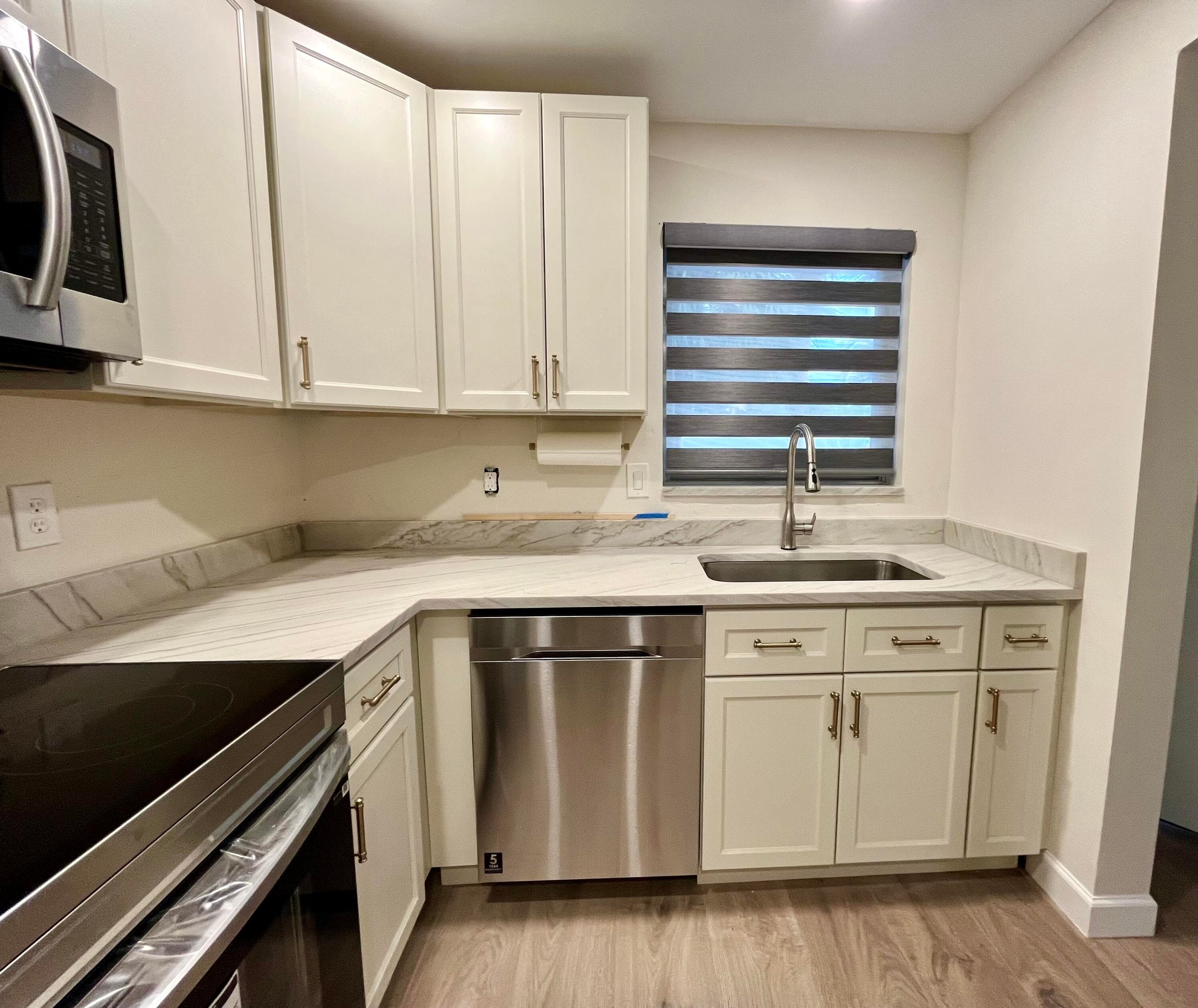 311 E Ocean Avenue 205, Lantana, FL 33462 — photo 6 of 26